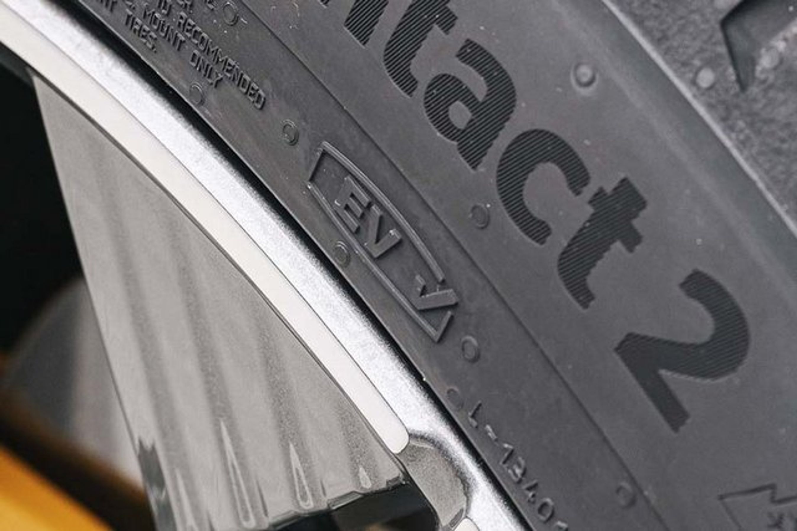 Nyt mærke viser, at dækket er til elbiler