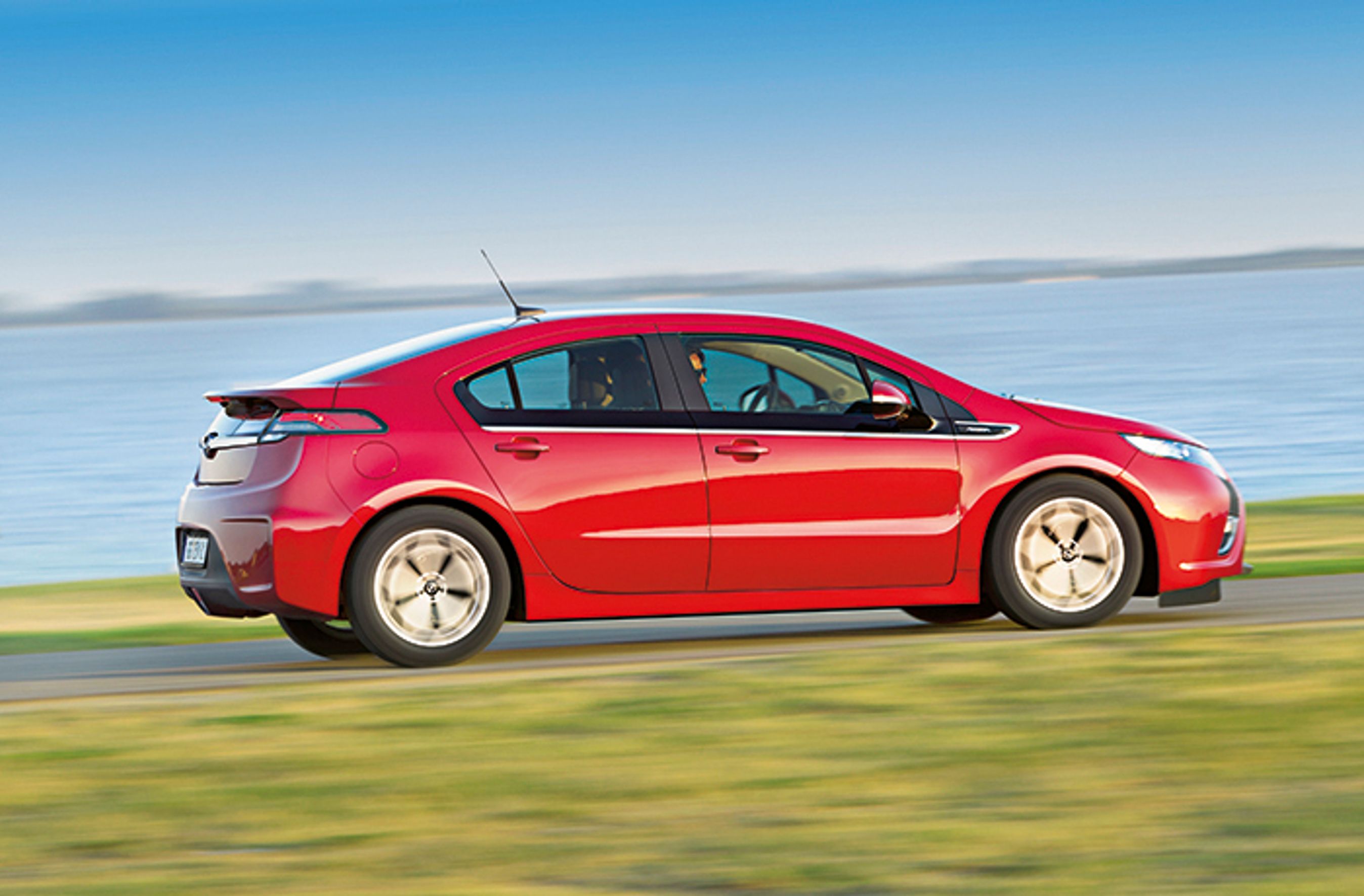 Opel Ampera fra siden