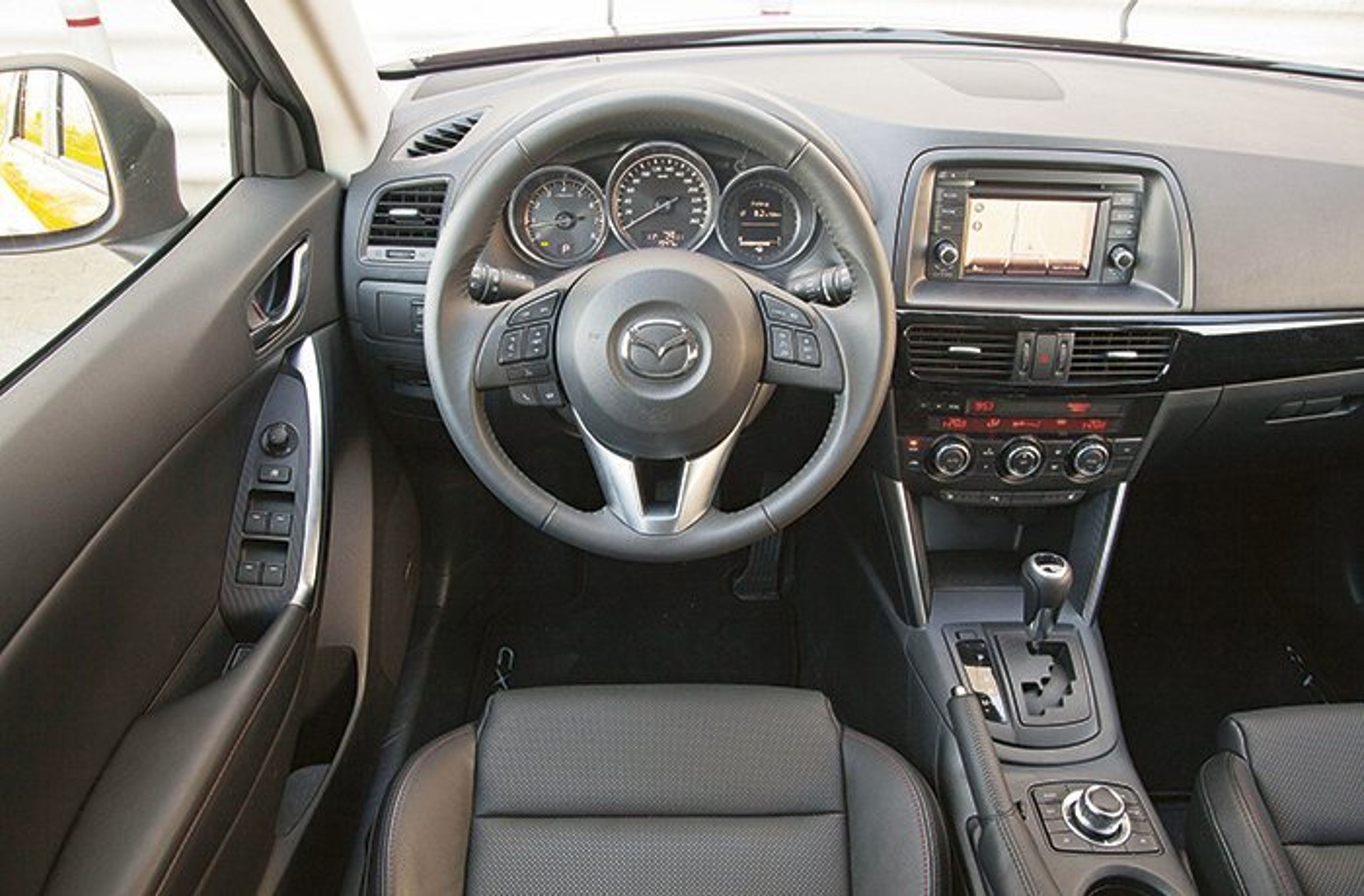Mazda CX-5 kabine
