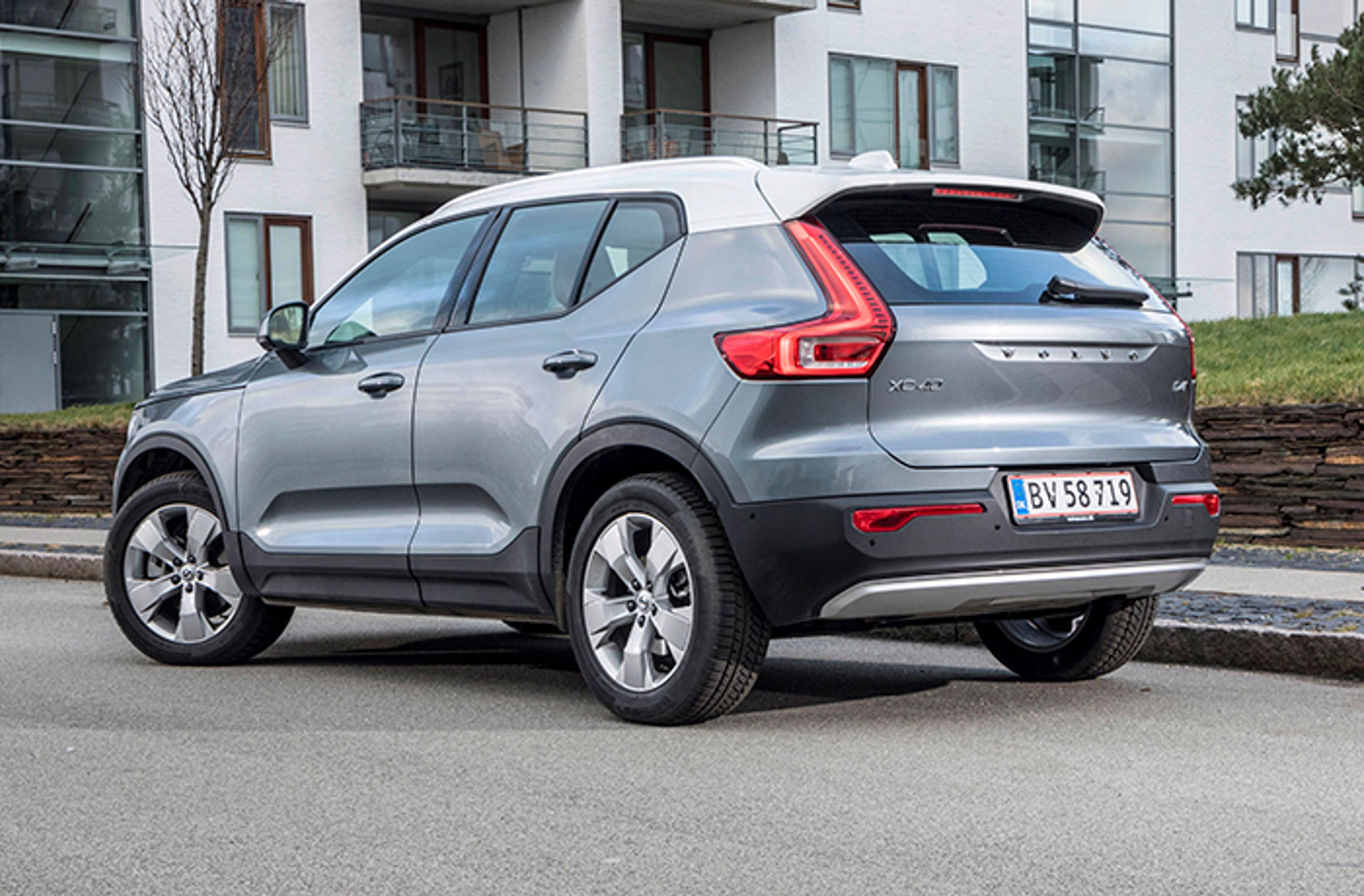 Volvo XC40 bagfra