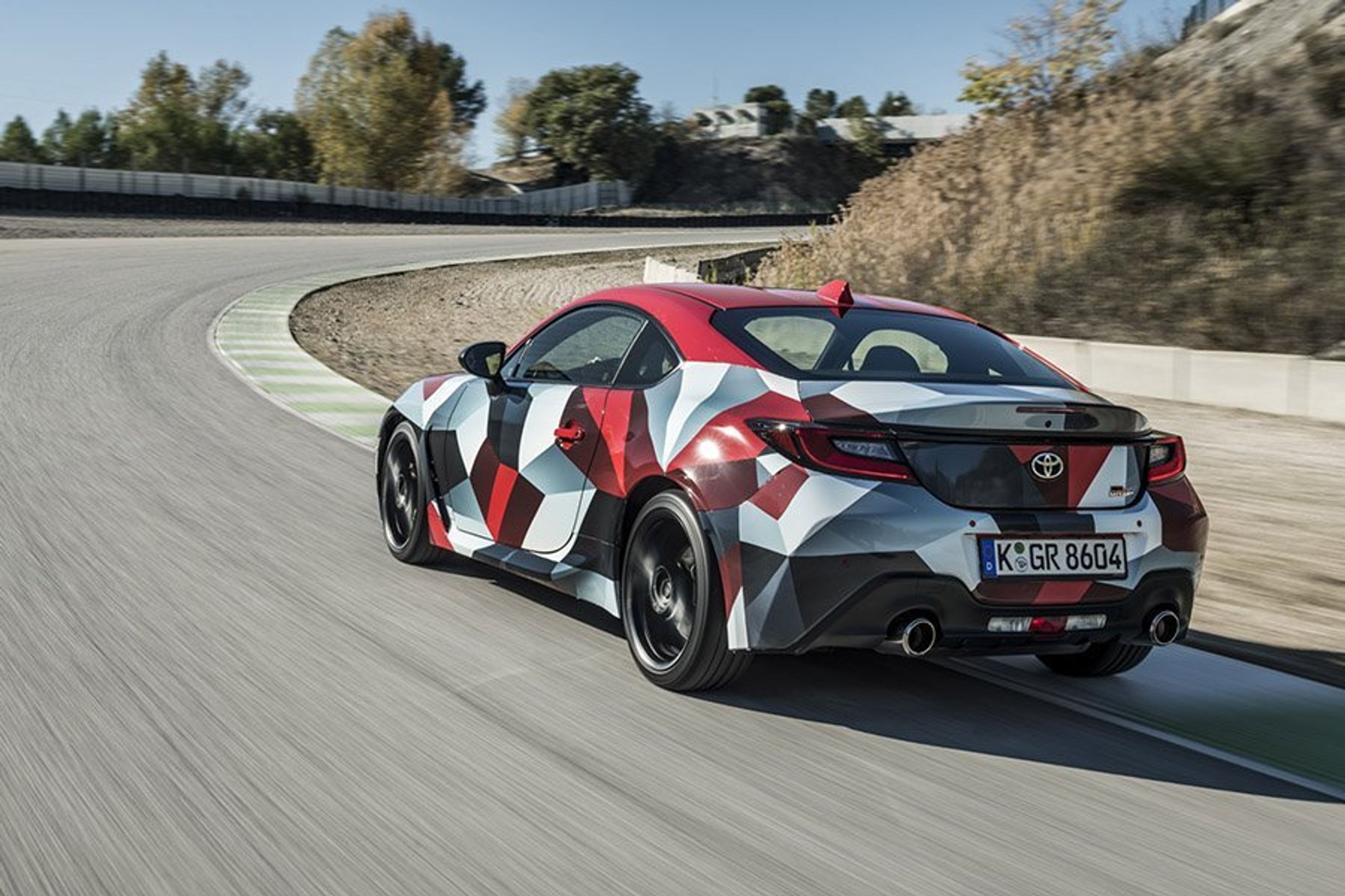 GR86 føler sig mest hjemme på en bane, hvor du kan udnytte dens potentiale fuldt ud. 