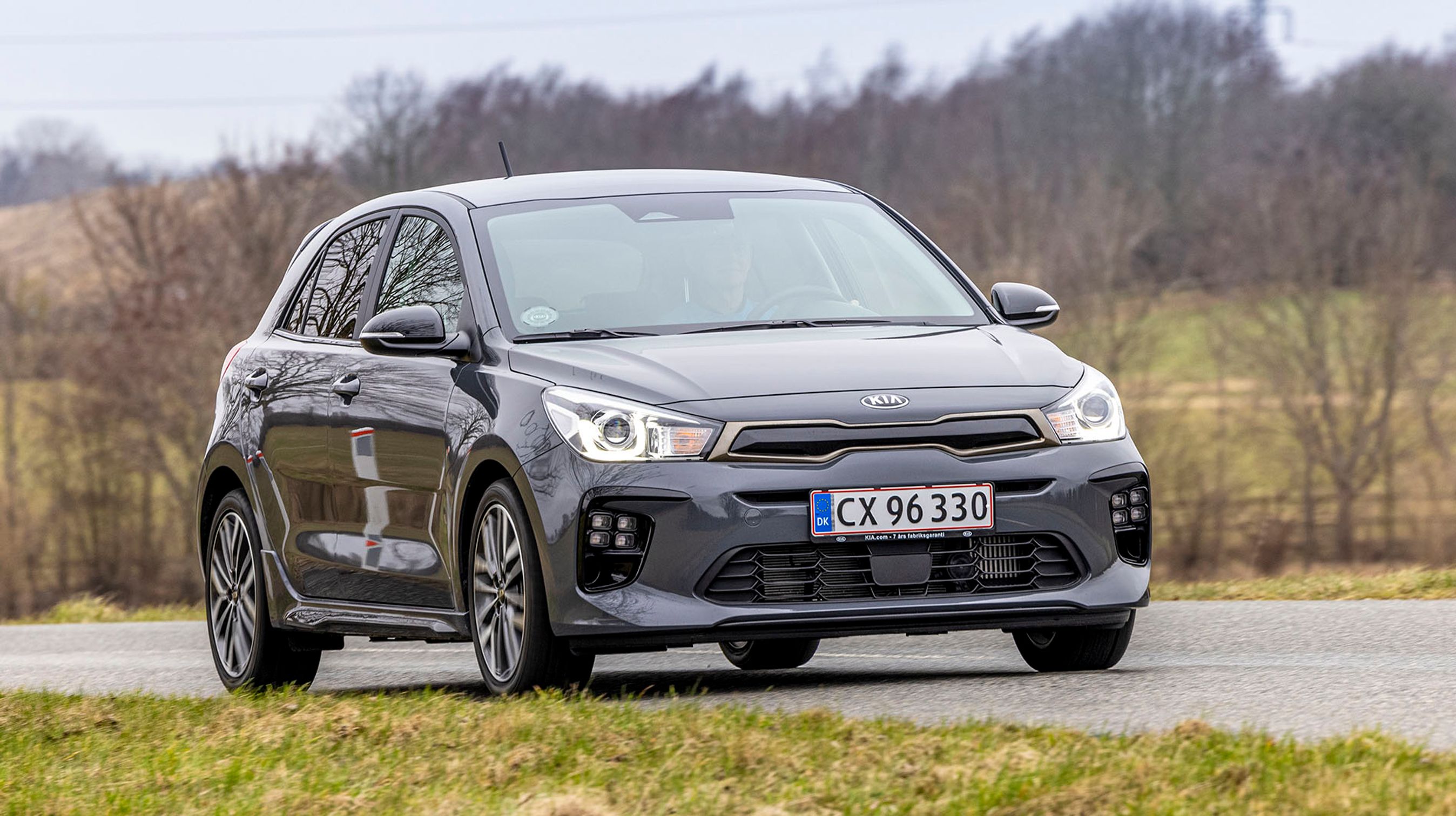 Du får LED-forlygter med GT-Line-udstyret, og det er med til at give bilen et frisk udseende. Ellers skal man være Kia-sælger for at kunne spotte faceliftet af Kia Rio.