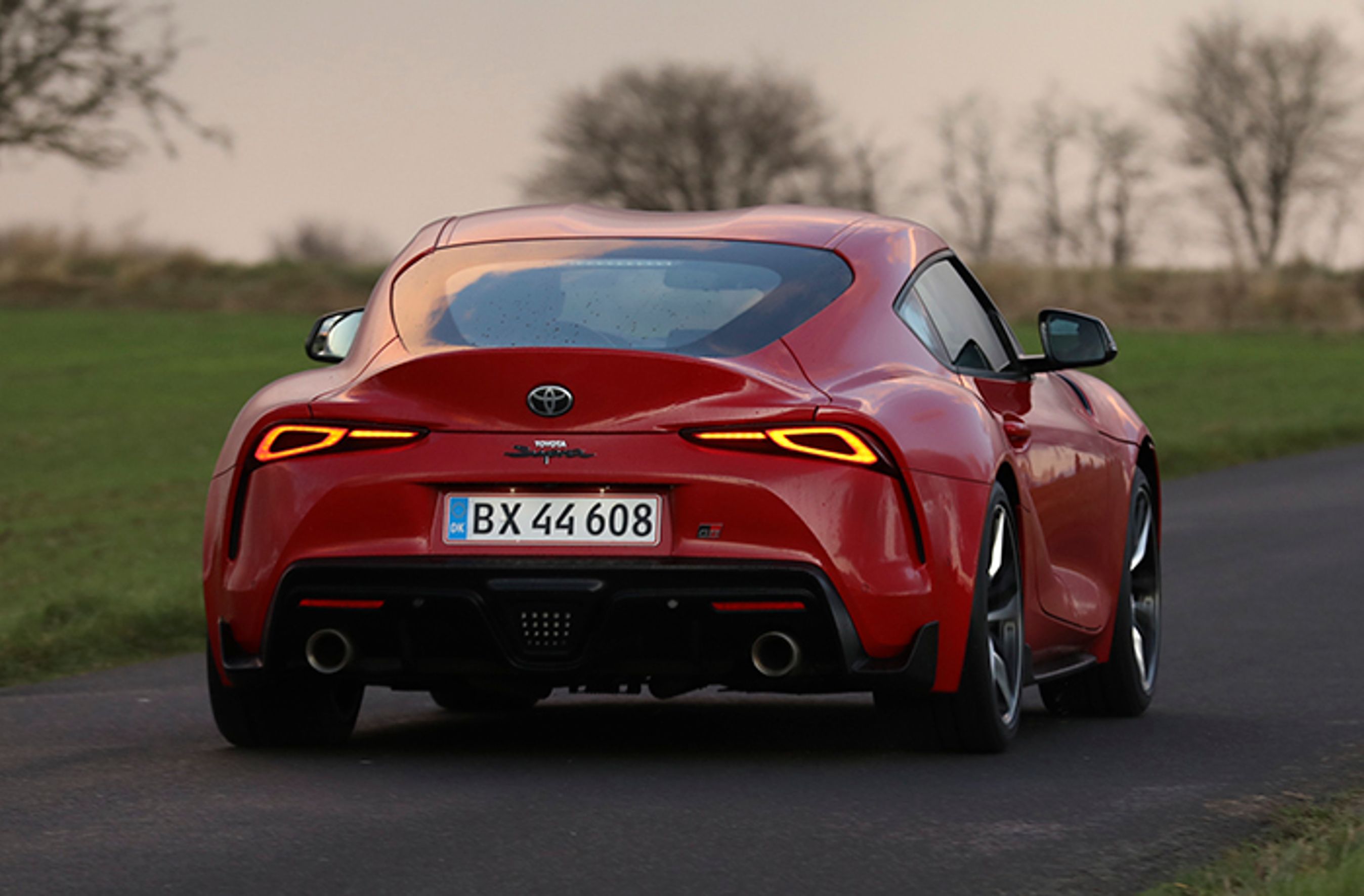 Toyota Supra set bagfra