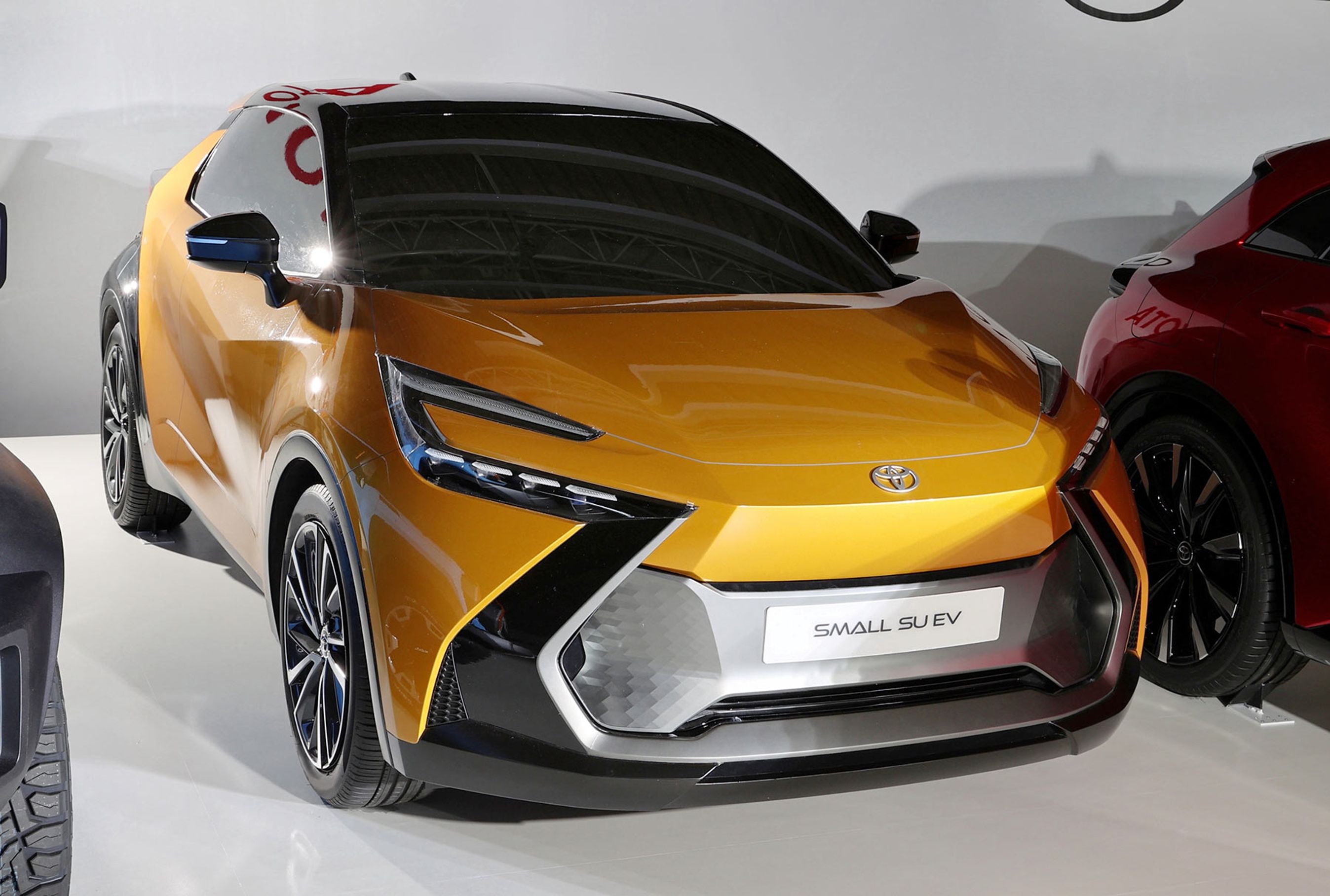 Toyota lille SUV  - ser ud til at svare til Yaris Cross