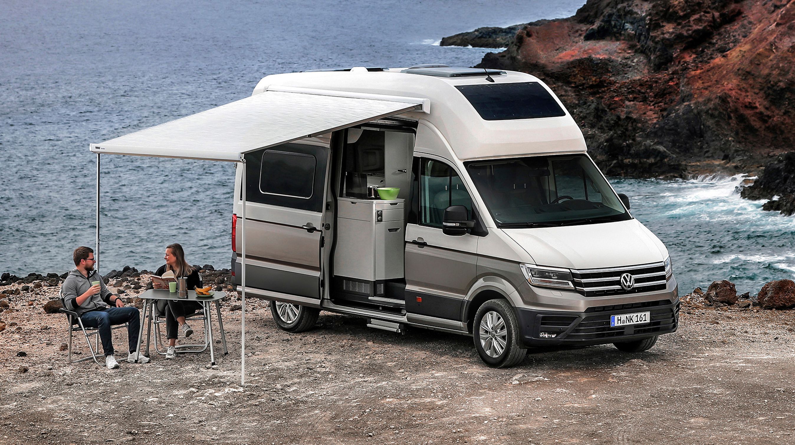VW Grand California ved havet