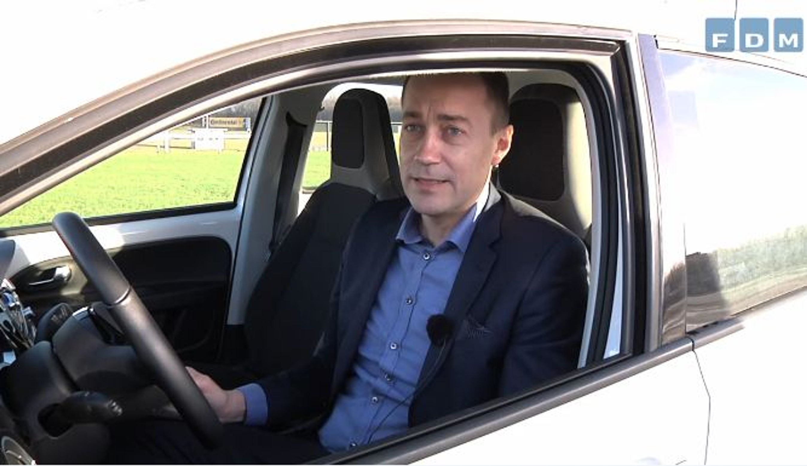 Transportminister Magnus Heunicke fremhævede bl.a. komforten i de miljøvenlige biler.