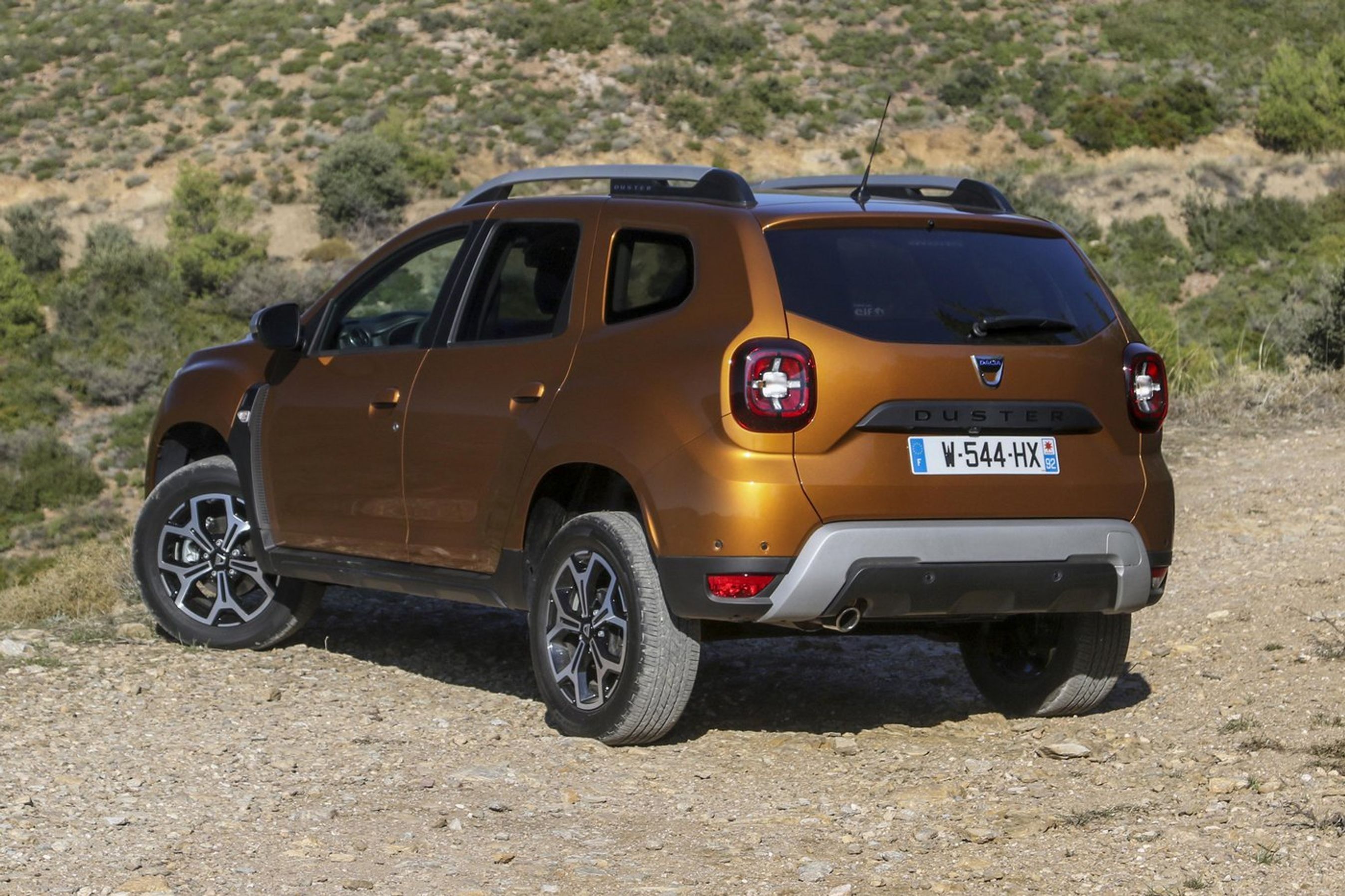 Dacia Duster set bagfra