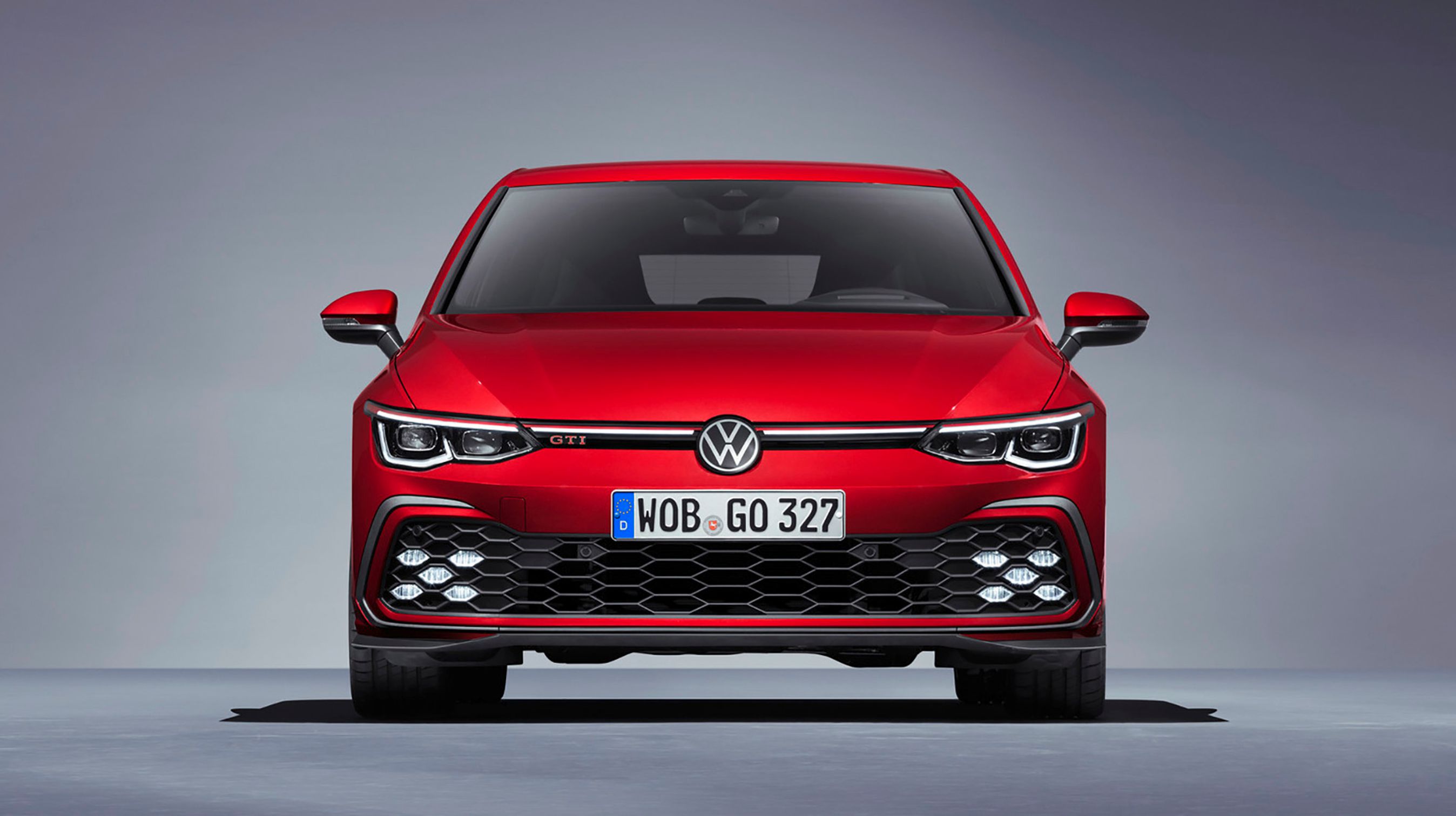 Tågeforlygterne er indbygget i hver side som to gange fem dioder, der danner et X i hver side. Så er det let at genkende en Golf GTI (i tåget vejr).