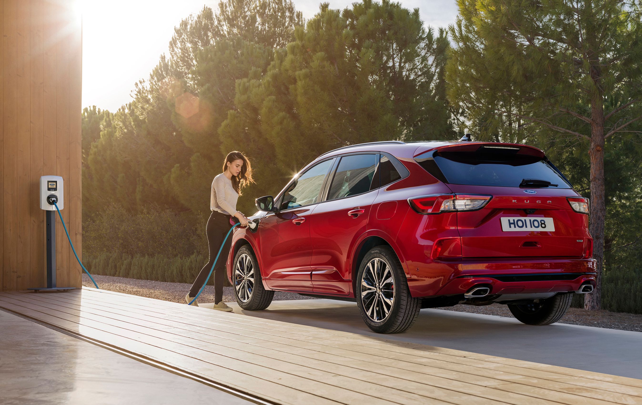 Ford har endnu ikke fundet nogen løsning på deres ladeproblem af Ford kuga