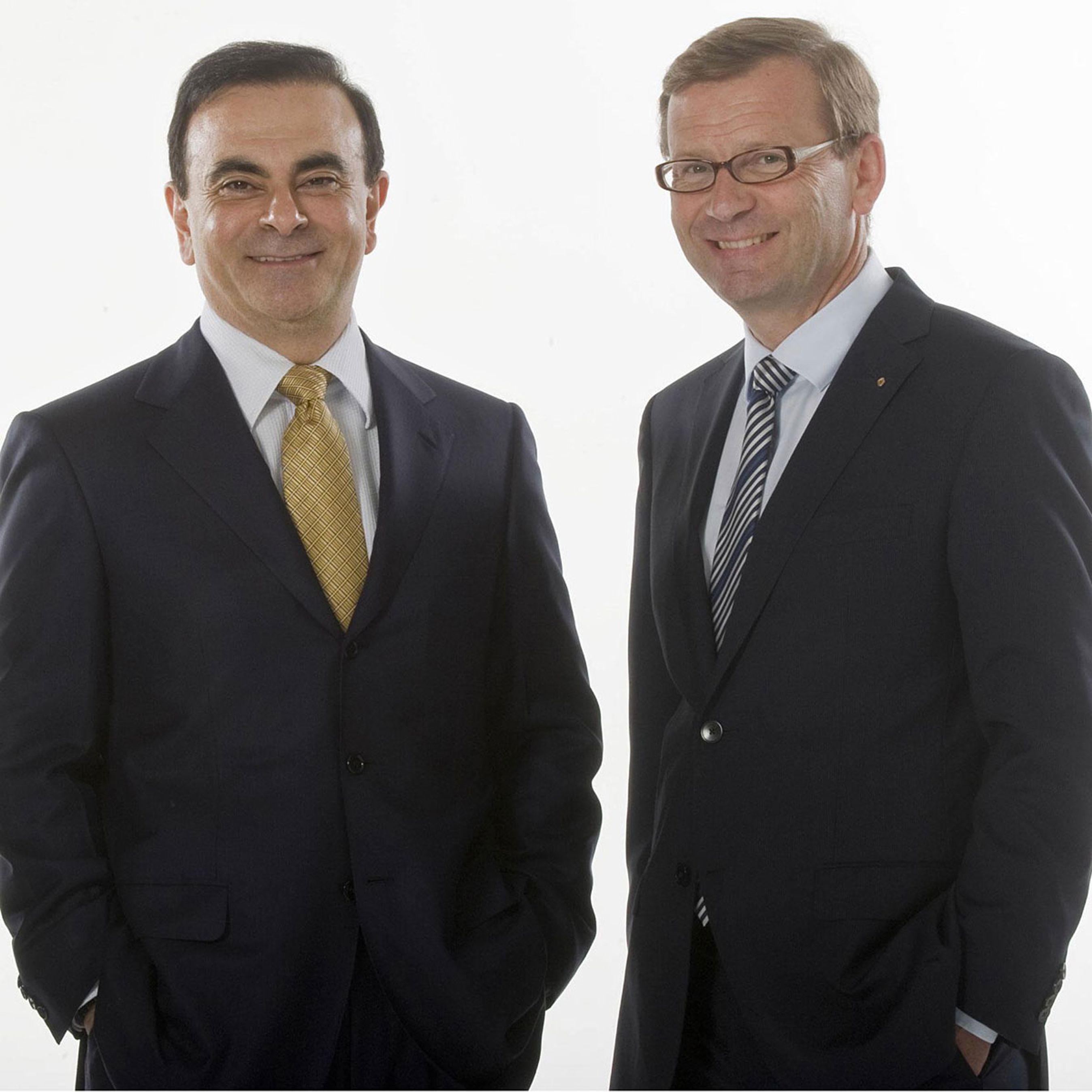 Patrick Pelata (t.h.) er højre hånd for Renault-Nissan-chef Carlos Ghosn og kan ende med også at skulle være levende skjold for ham.