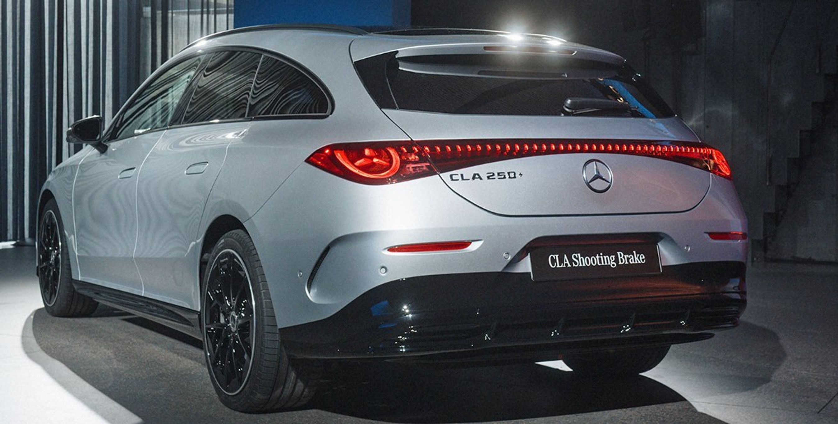 CLA Shooting Brake bagfra.