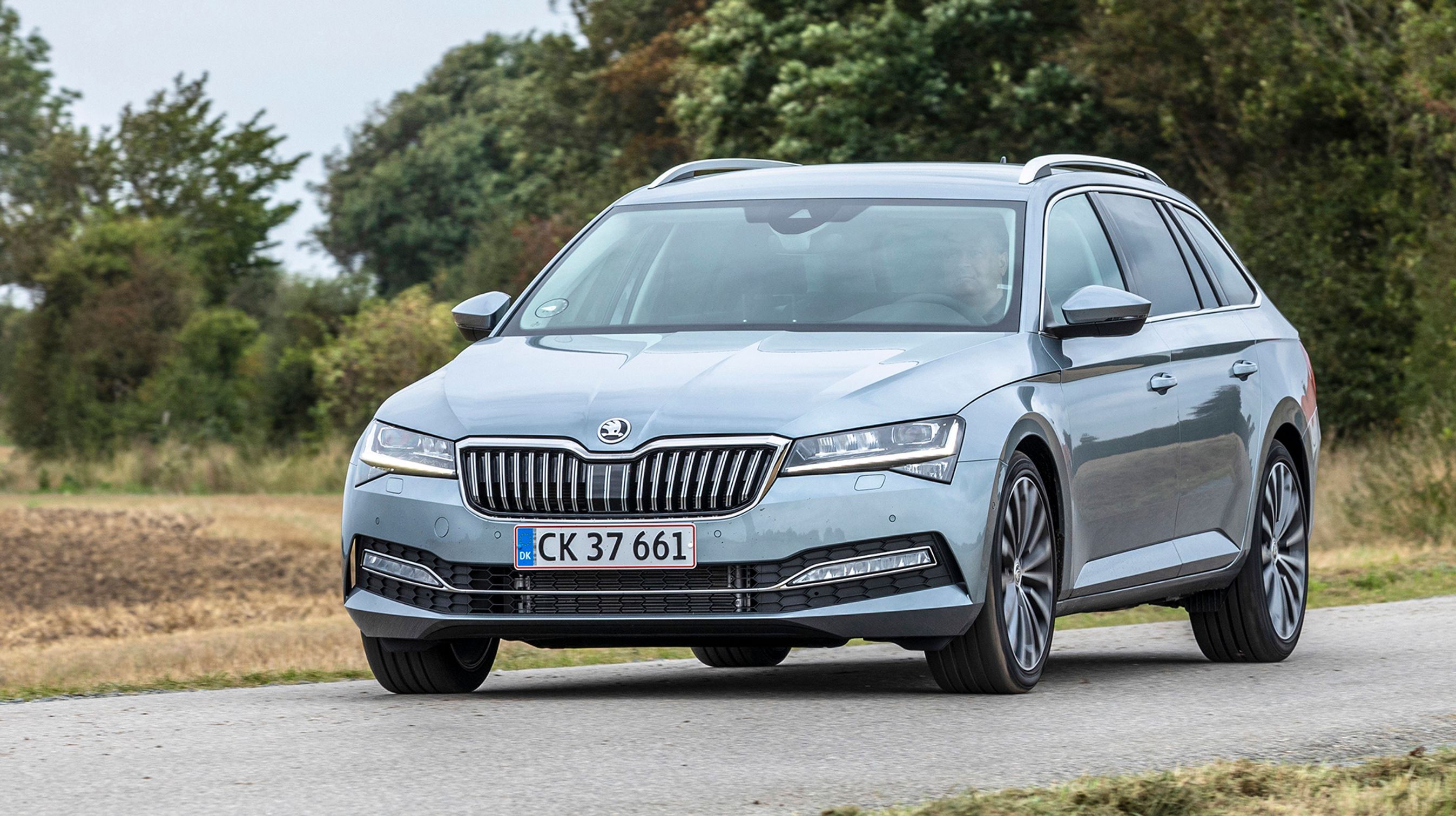 Skoda Superb set forfra