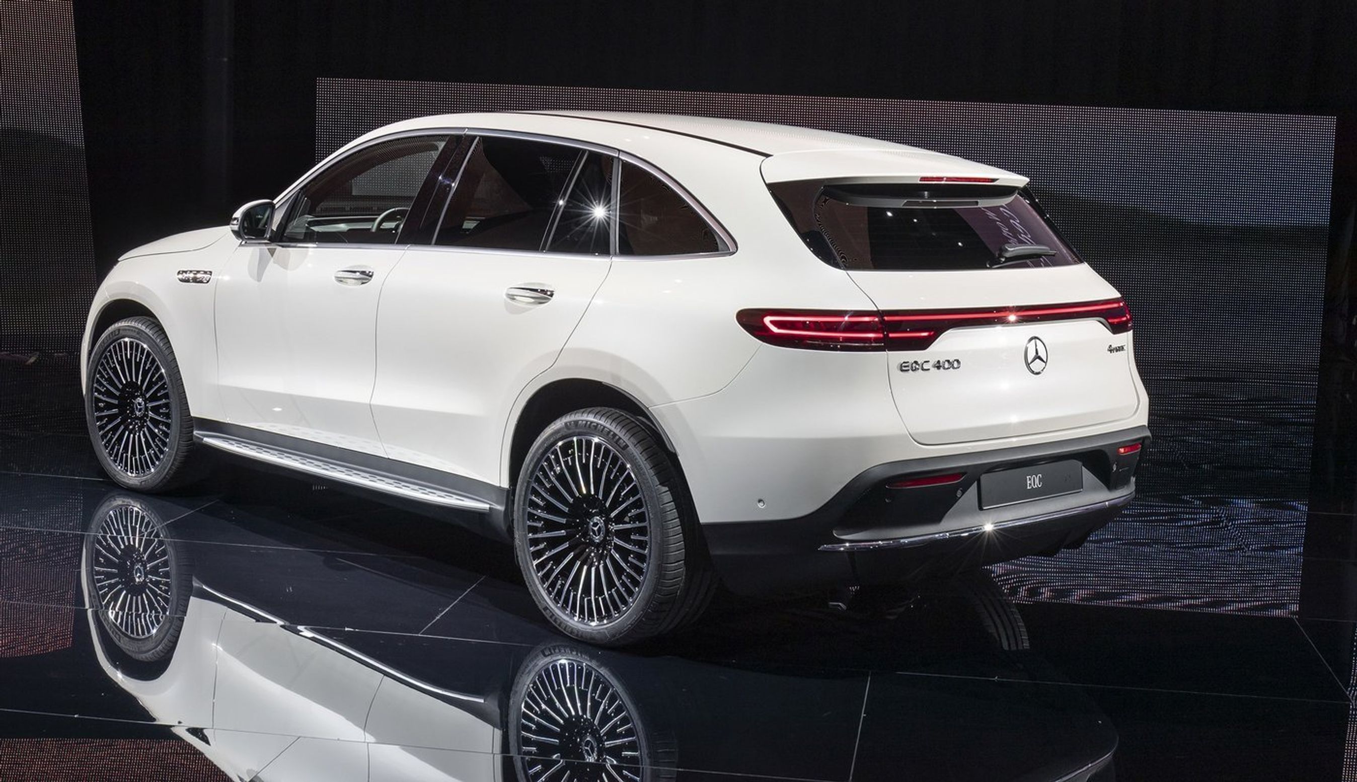 Mercedes EQC.