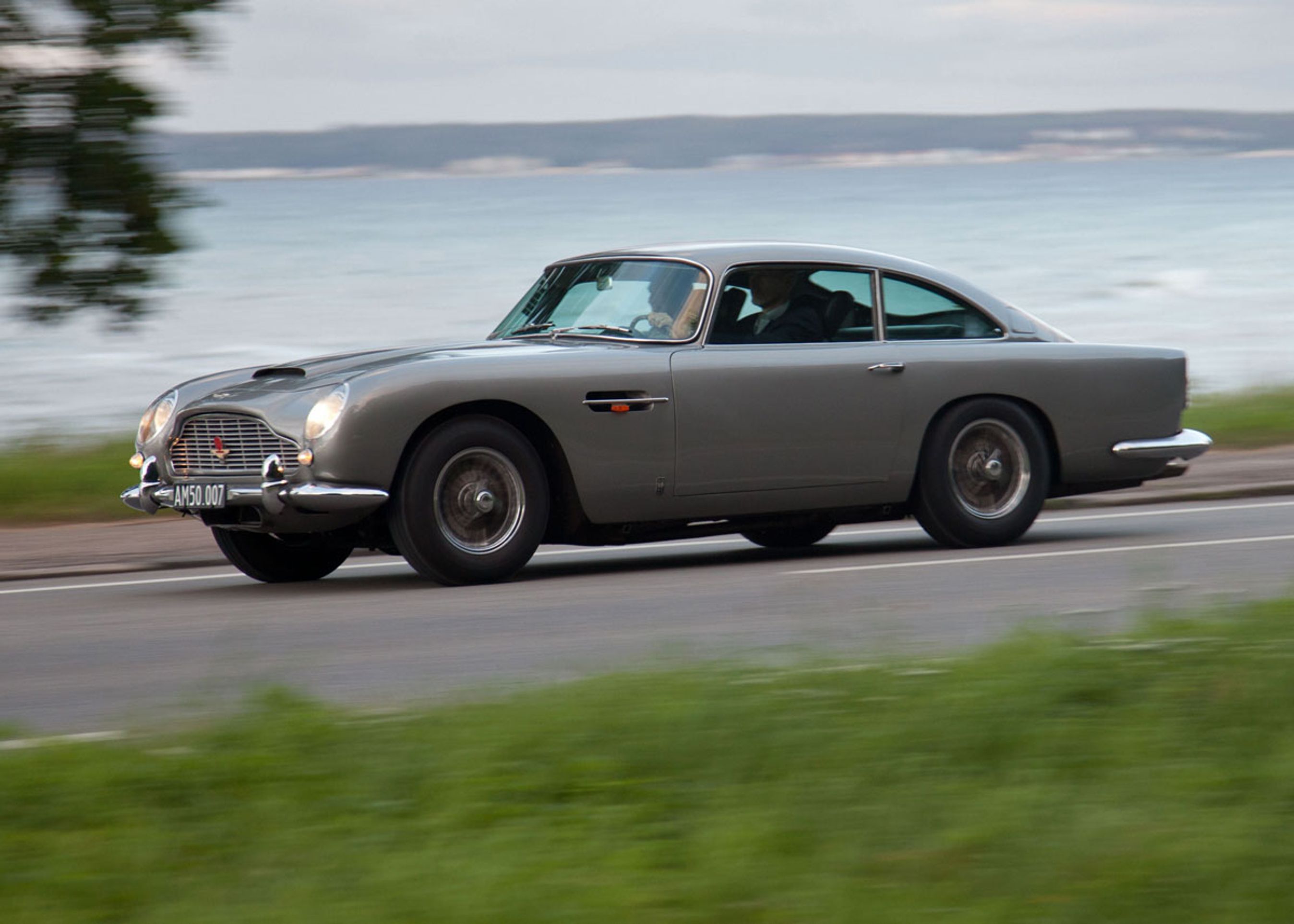 Aston Martin DB5 er den vel nok mest kendte James Bond-bil  den kan du også se ved arrangementet i København Foto: Karsten Meyland Lemche