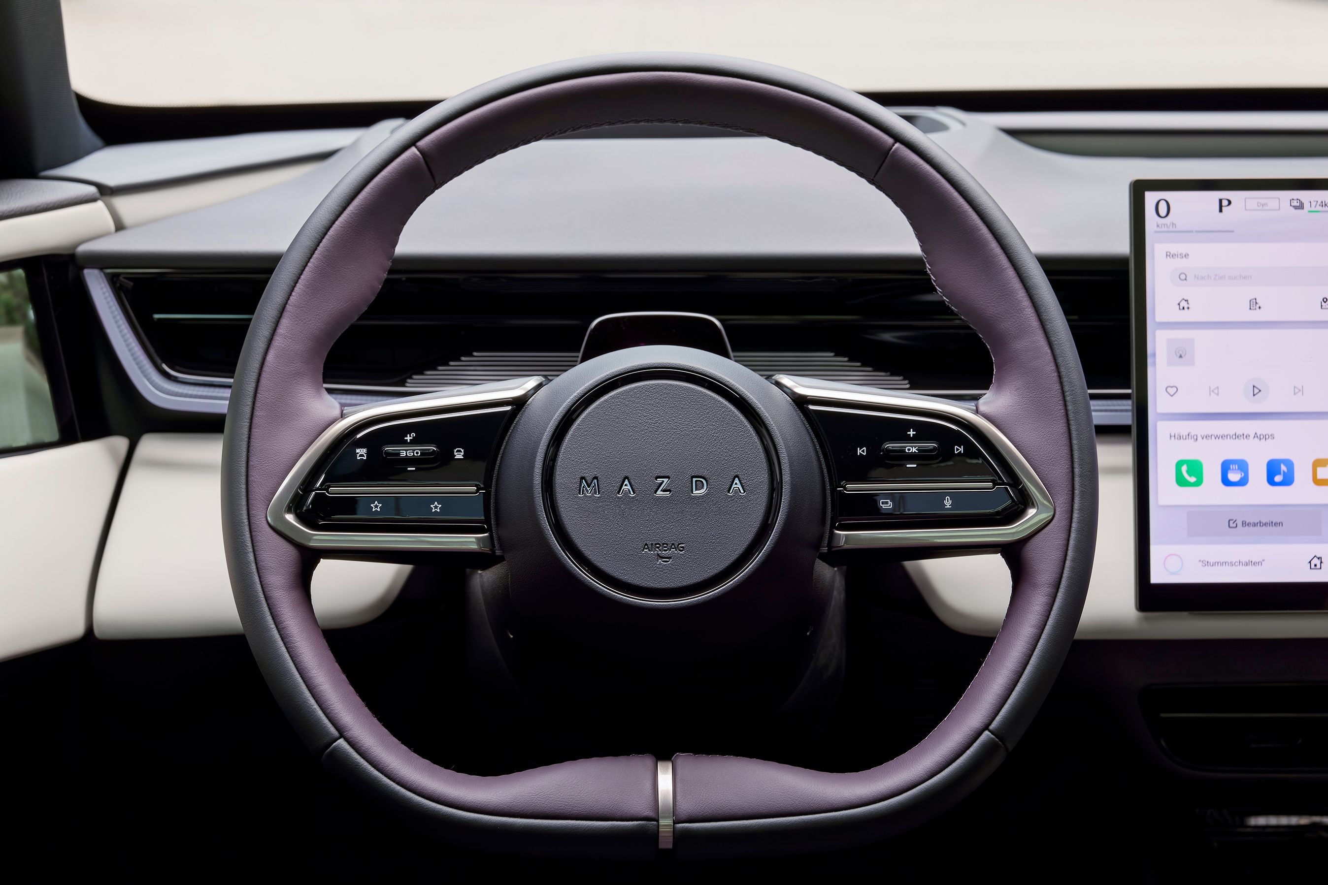 Rattet i Mazda CX-6e.
