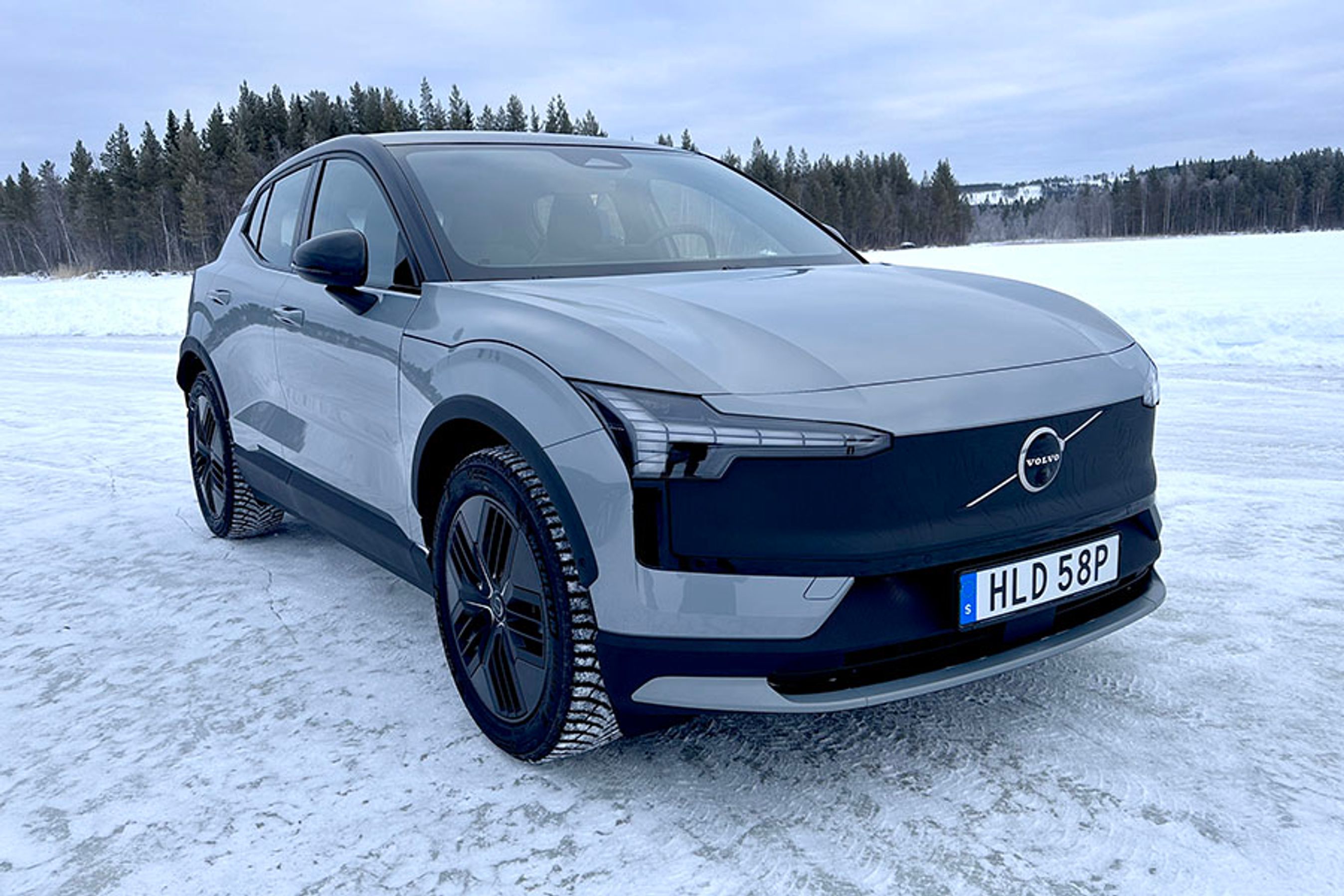 Volvo EX30 Cross Country er første elbil i den populære serie af modeller, der er skabt til at kunne klare sig væk fra de asfalterede veje.