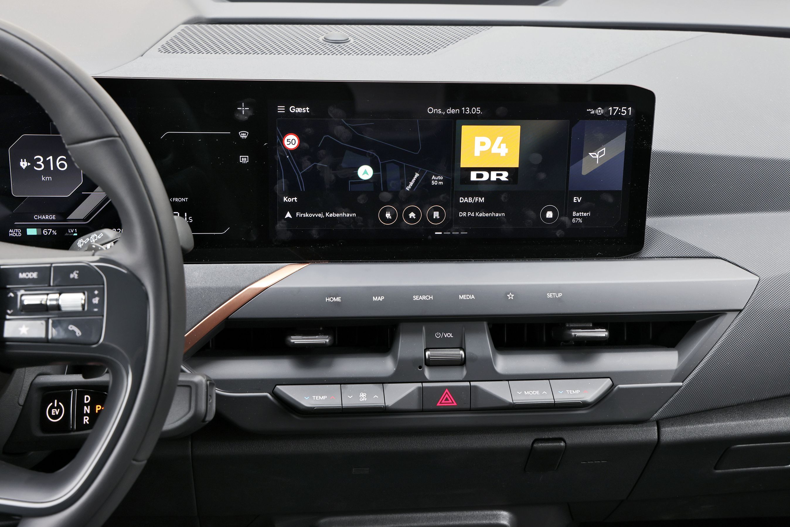 Touchskærm i Kia EV5 Long Range Prestige 2026.