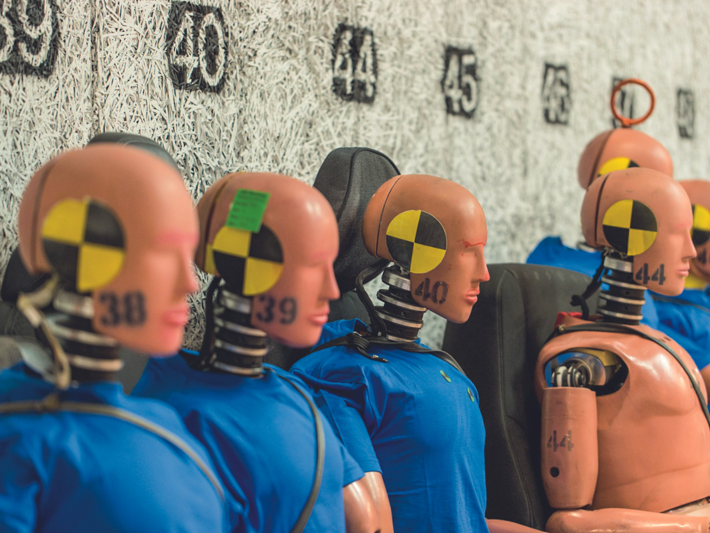 Gruppe af chrashtest-dukker.