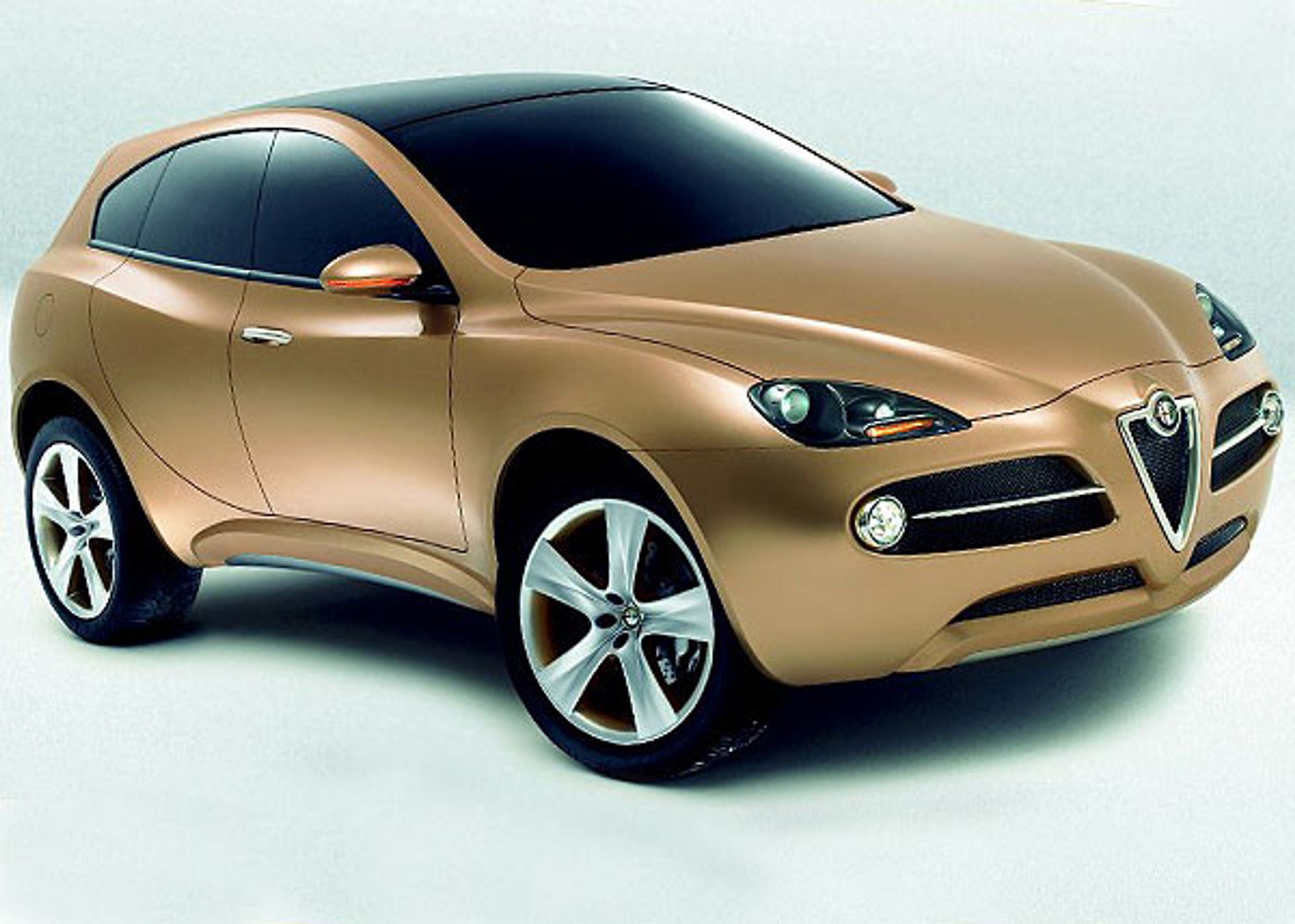 Alfa Romeo viste i 2003, da SUV-bølgen for alvor rasede, dette studie, Kamal, men det blev aldrig til noget.