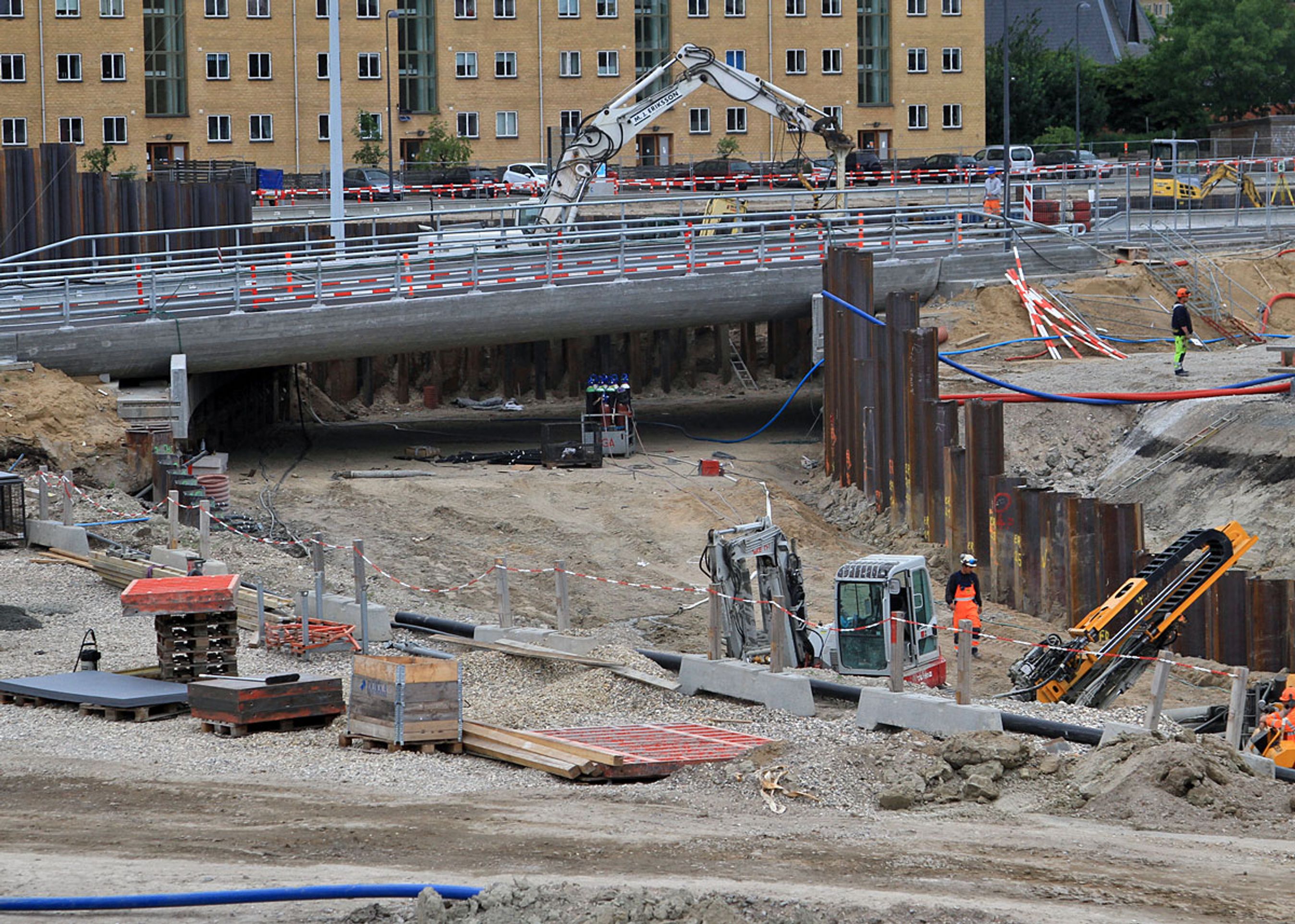 Også i nordgående retning vil der være et spor spærret ved Helsingørmotorvejens begyndelse. Det er den nedgravede Nordhavnsvej, der skal sluttes til motorvejen.