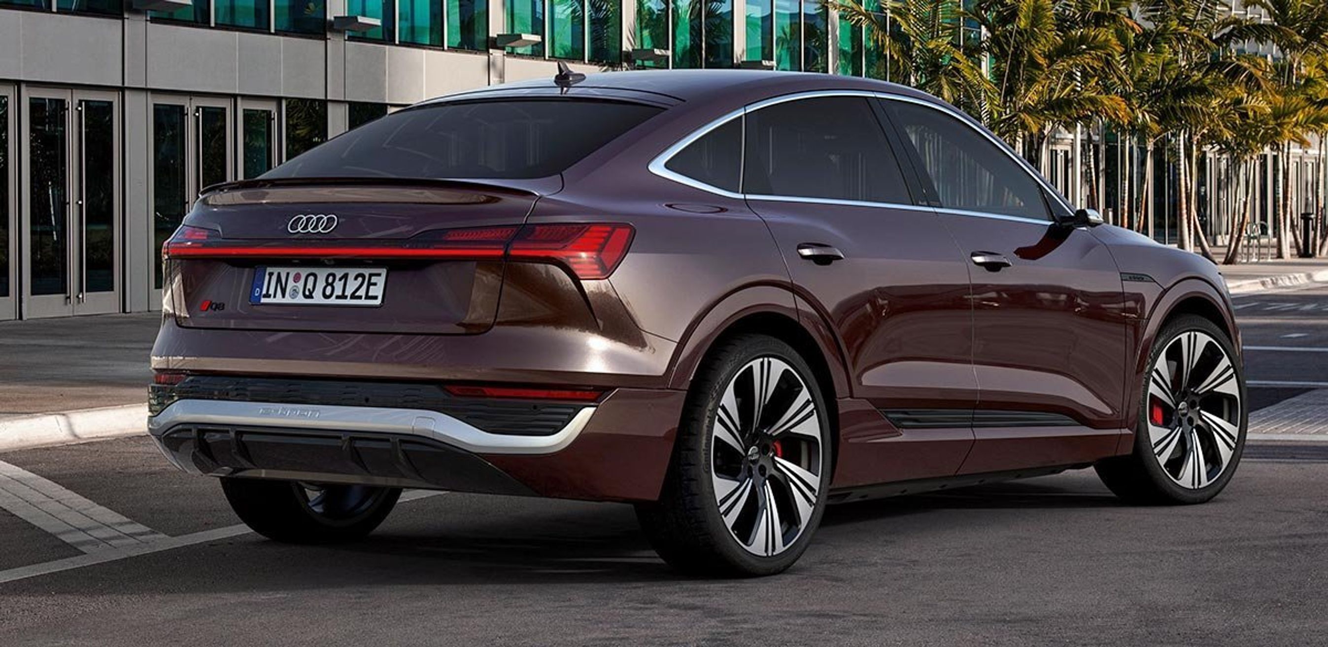 Den kuperede Sportback-version er klar samtidig med standard-udgaven.