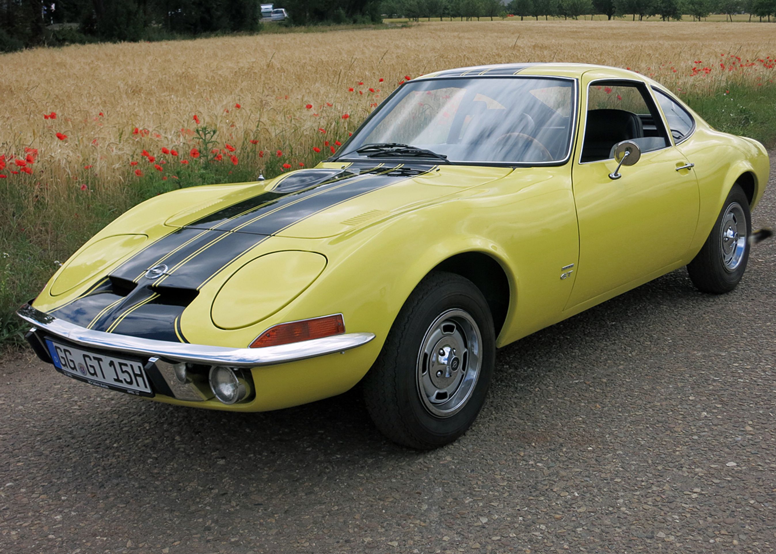 Opel GT blev første europæisk designede bil fra det nye designcenter ved Frankfurt. Dette er en 1969-model med 1.9-liters benzinmotor med 90 hk. Topfarten var 185 km/t.