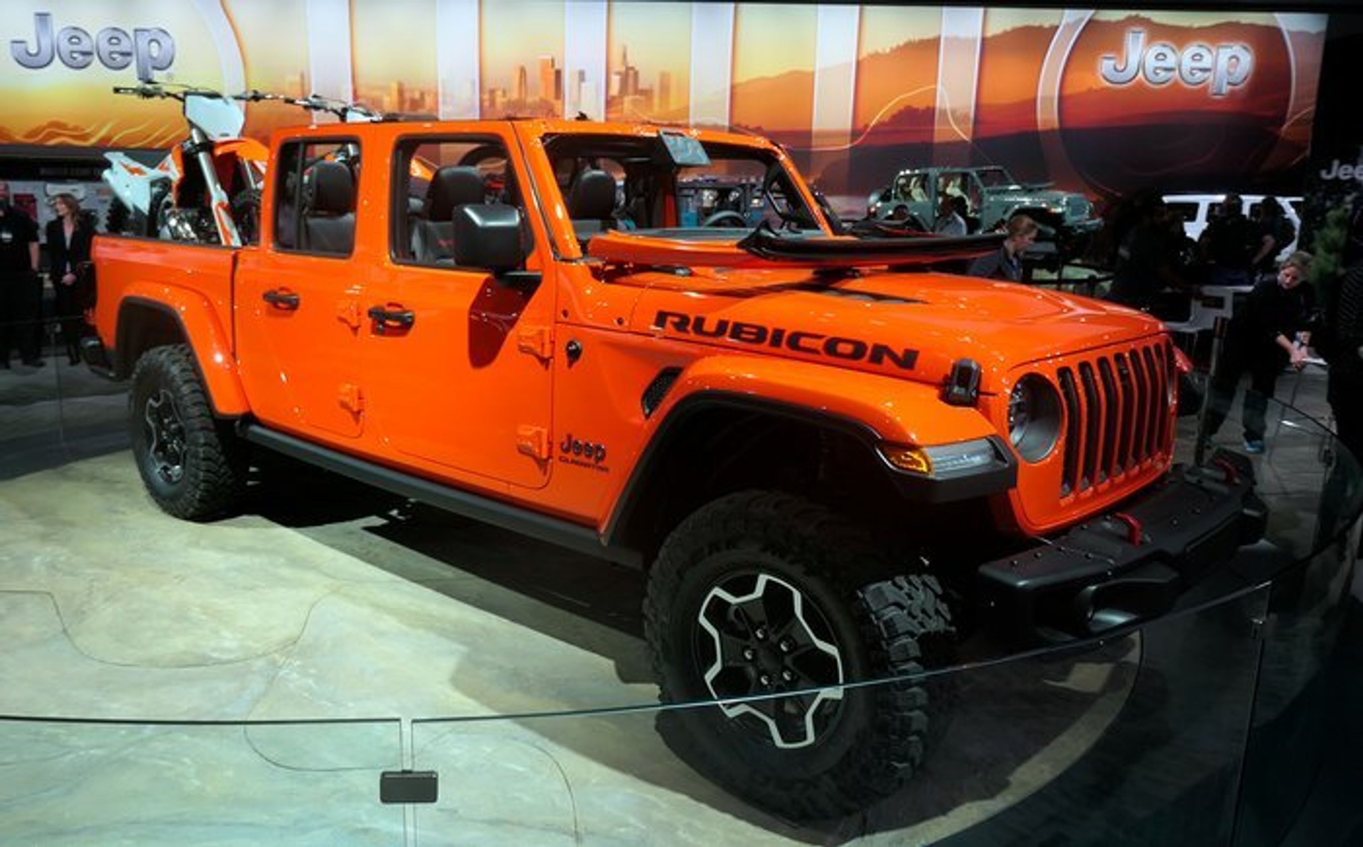 Jeep Gladiator forfra - i den særlige Rubicon-version.