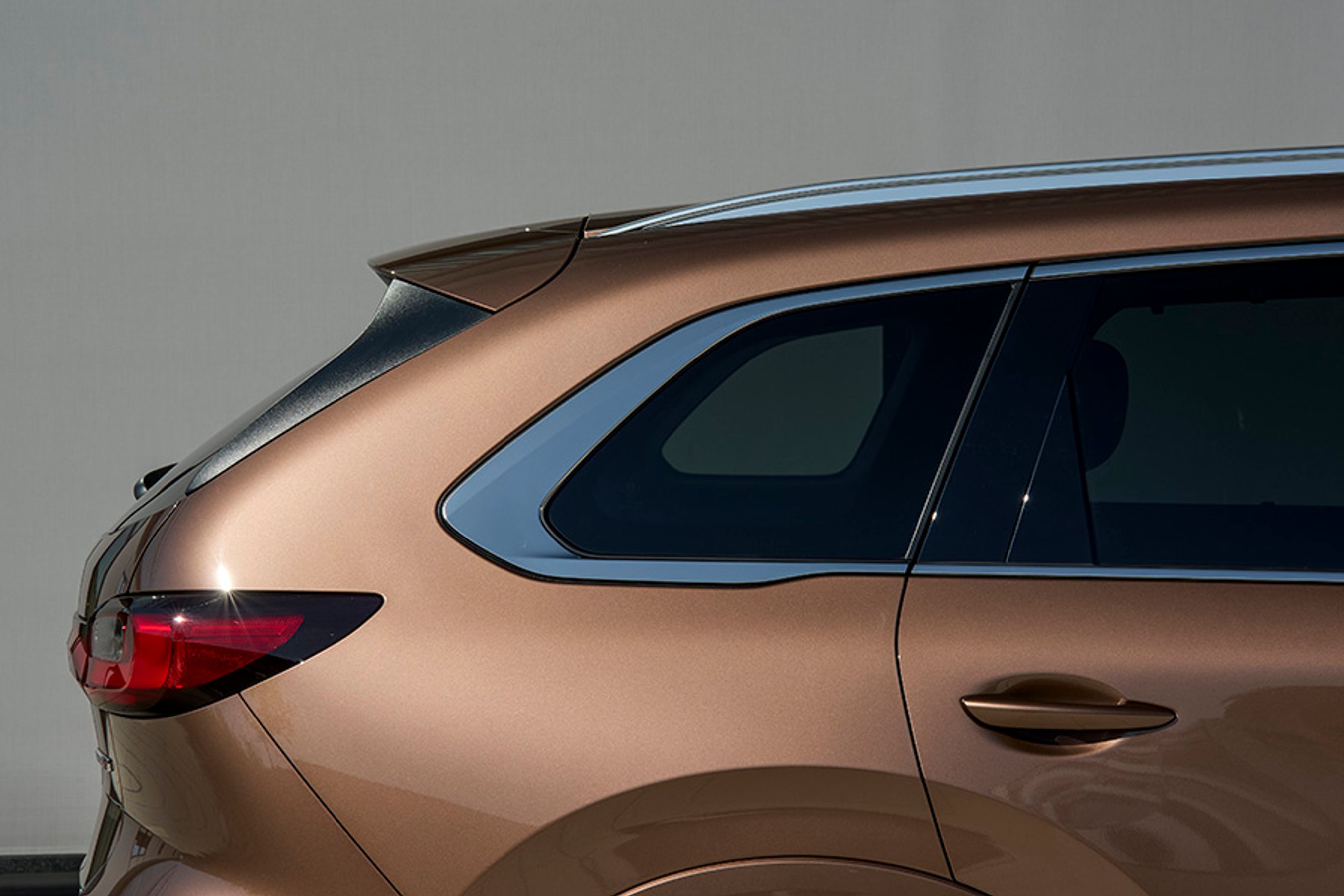 Der er usædvanlig meget krom på CX-80.