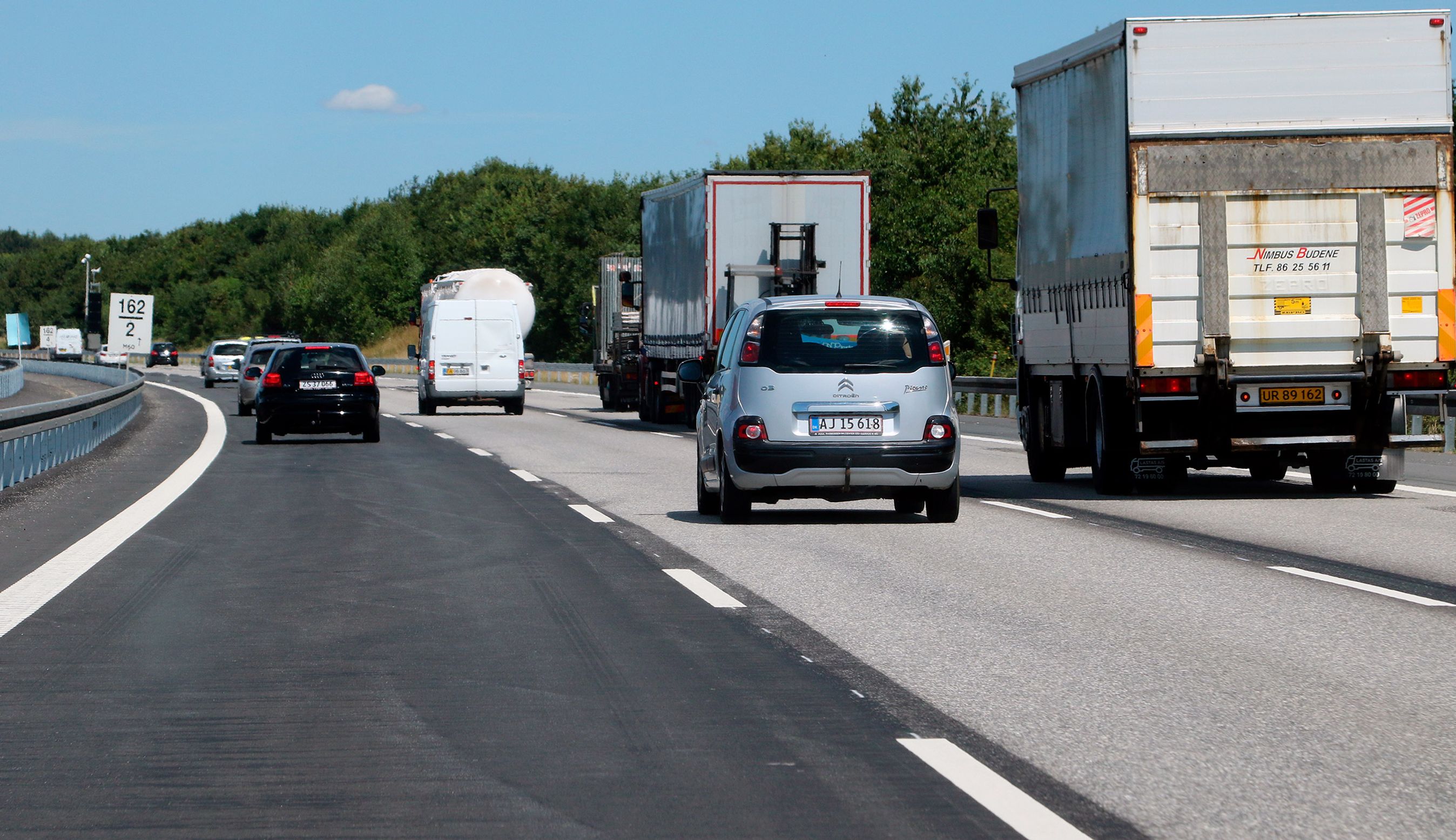 Der er nu seks spor på E45 lige syd for Aarhus.