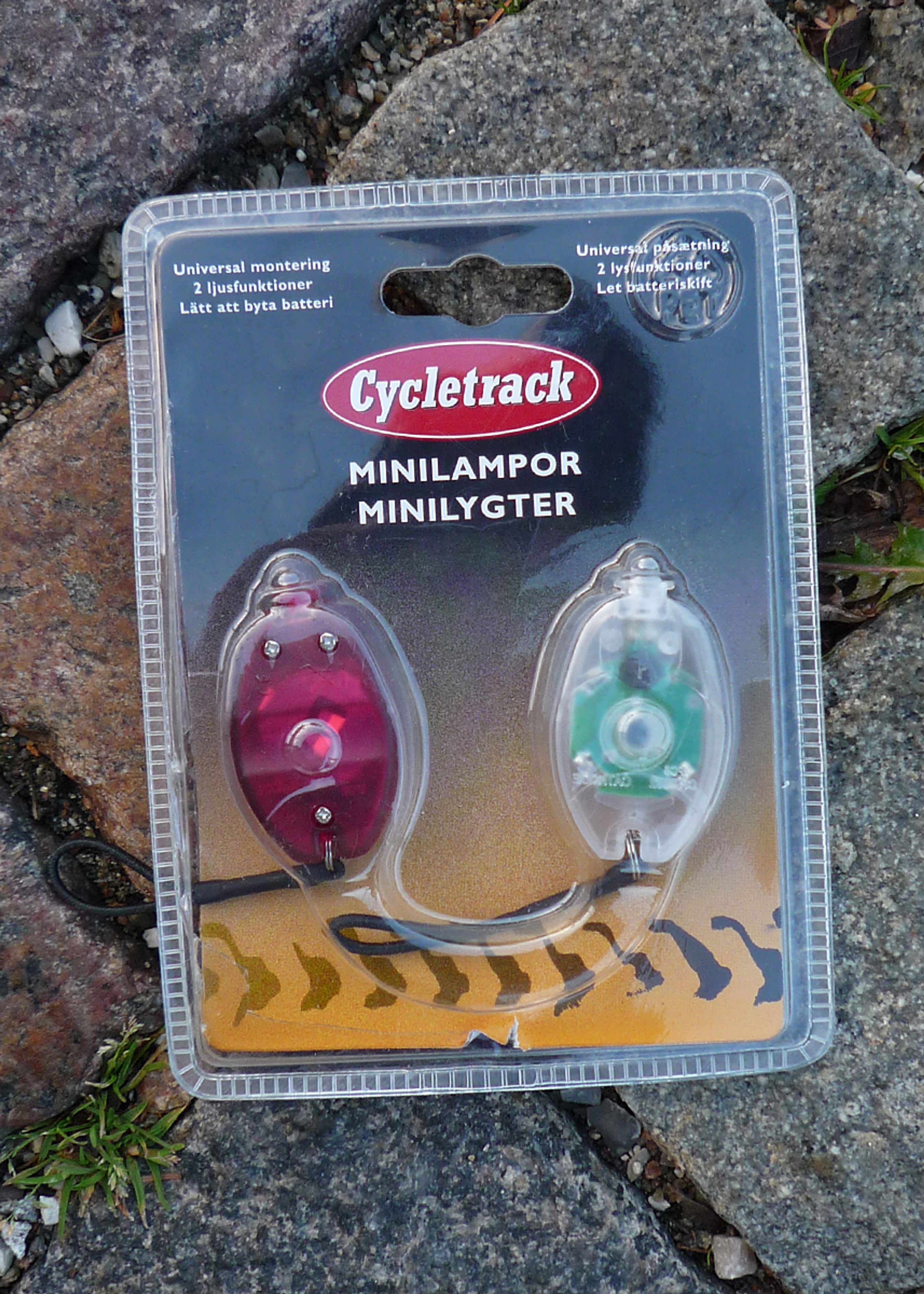 Dinglelygter må ikke længere sælges i Danmark. Men de må stadig bruges, HVIS de er monteret, så de lyser lige frem eller tilbage, og HVIS de er så kraftige, at de kan ses på 300 meters afstand.