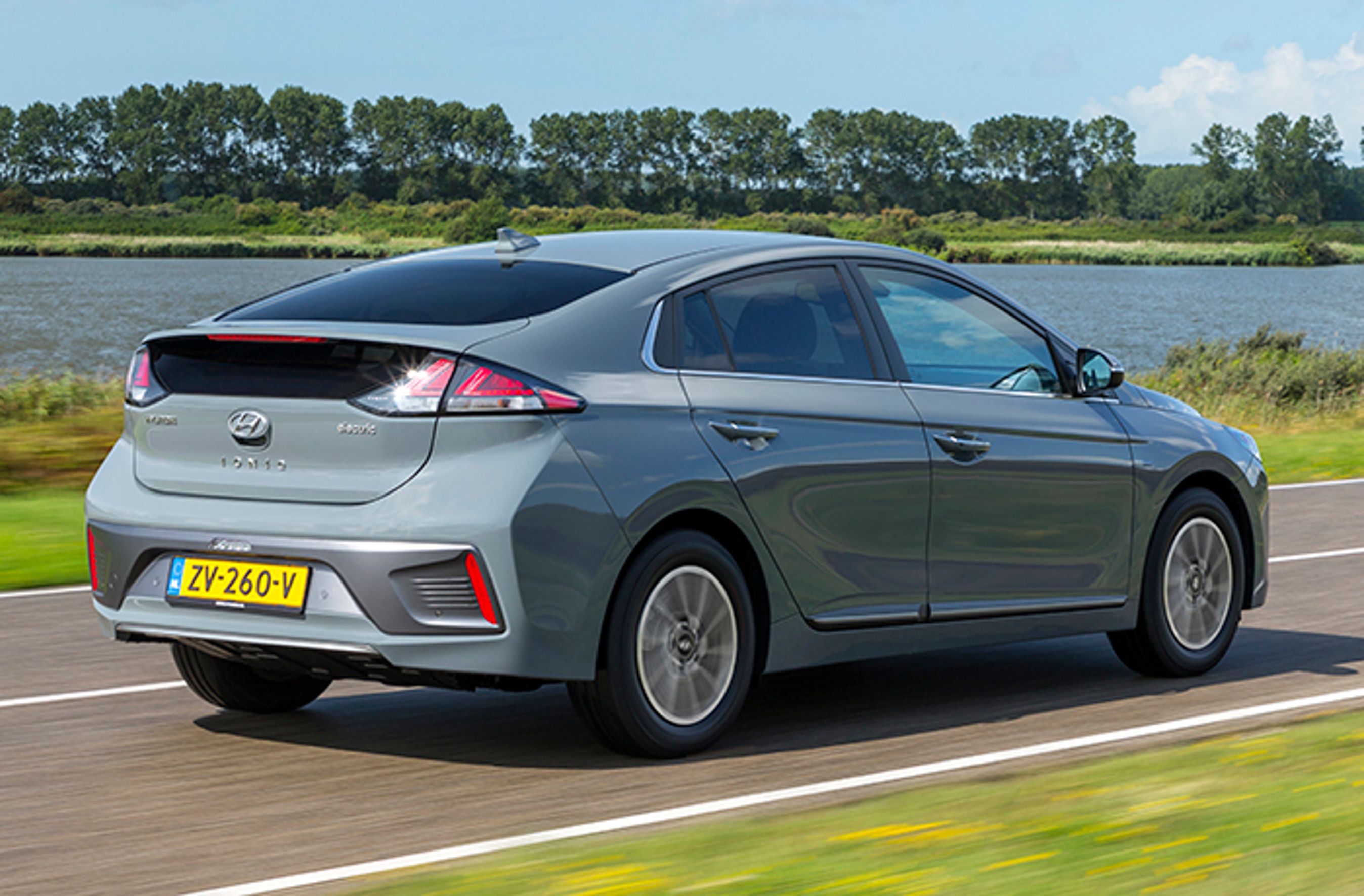 Hyundai Ioniq electric bagfra