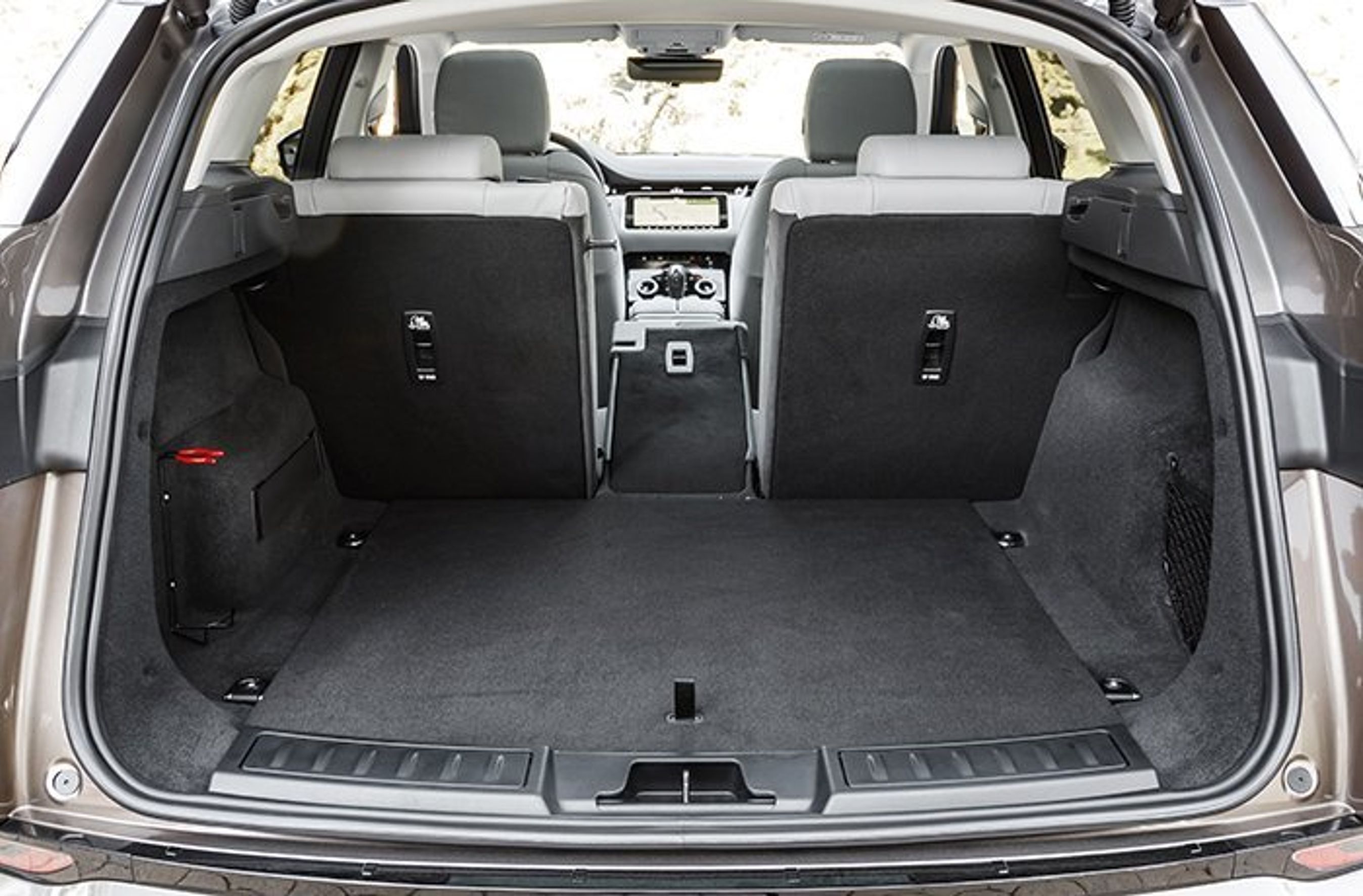 Der er masser af plads bagi en Range Rover Evoque