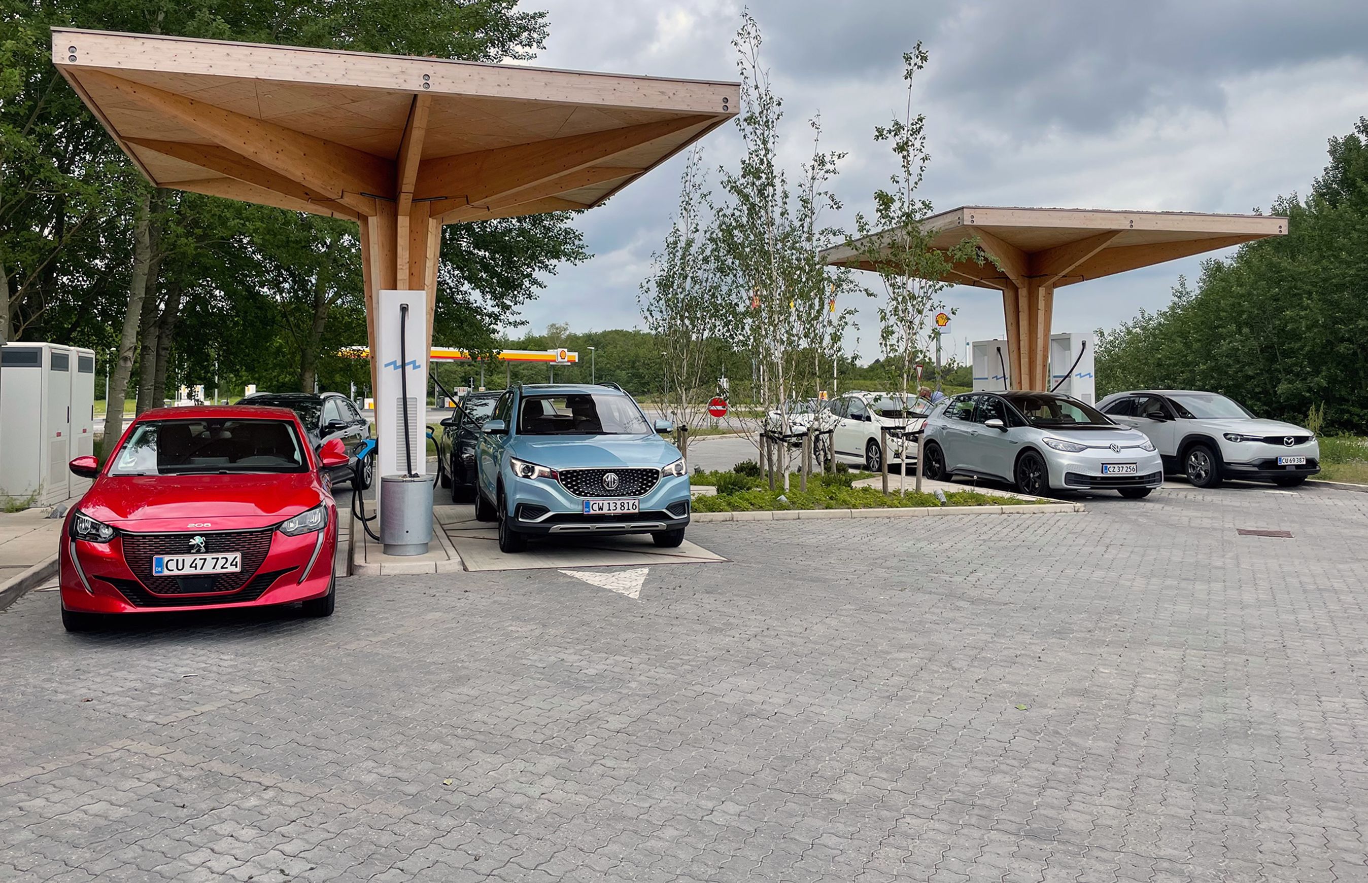 50 ladeparker med i gennemsnit 12 lynladere får statsstøtte frem til 2030.