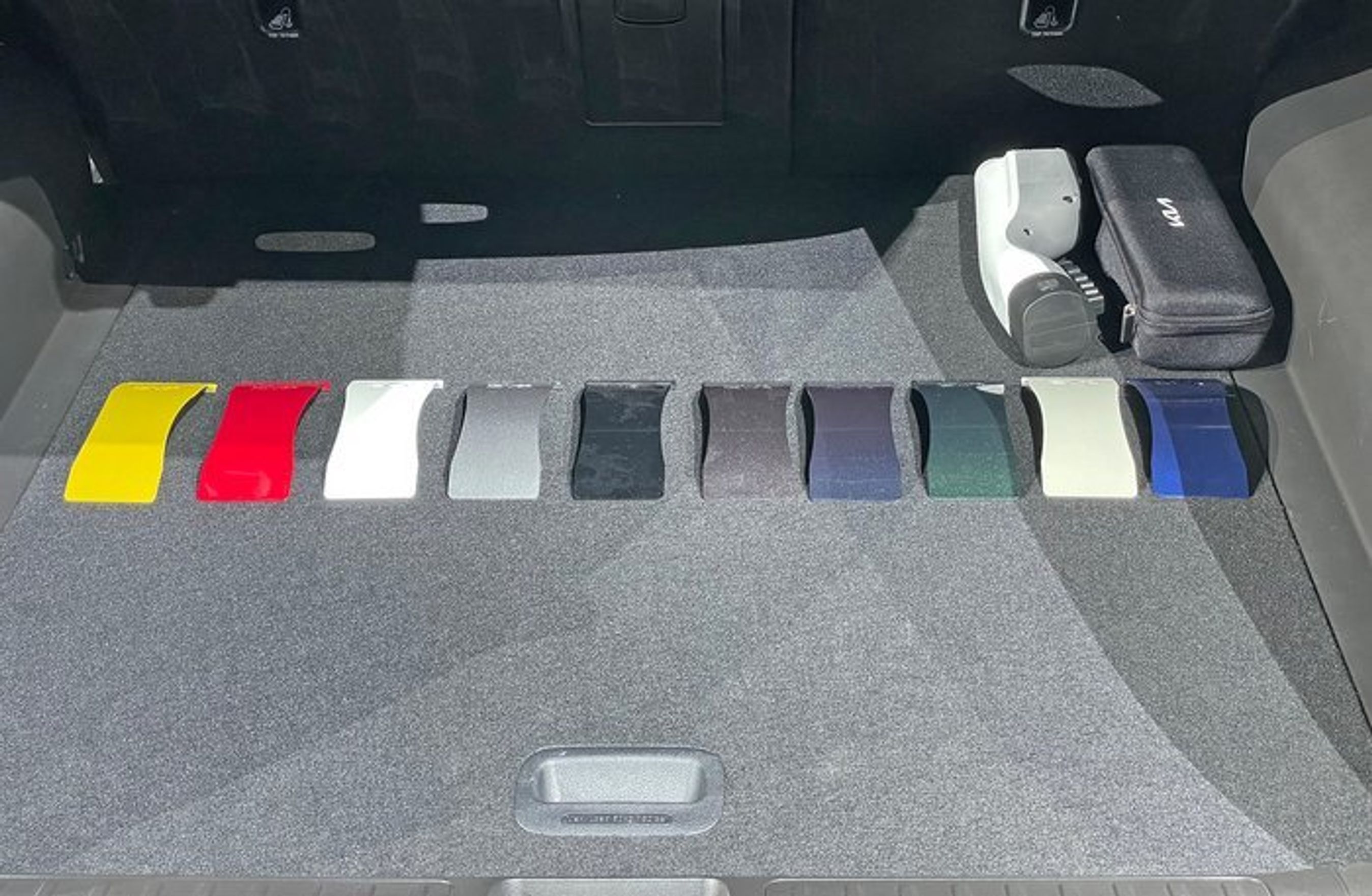 Bagagerummet er på 520 liter. Det er absolut pænt. Rummet er bredt og langt, men ikke så dybt på grund af elmotoren ved bagakslen.