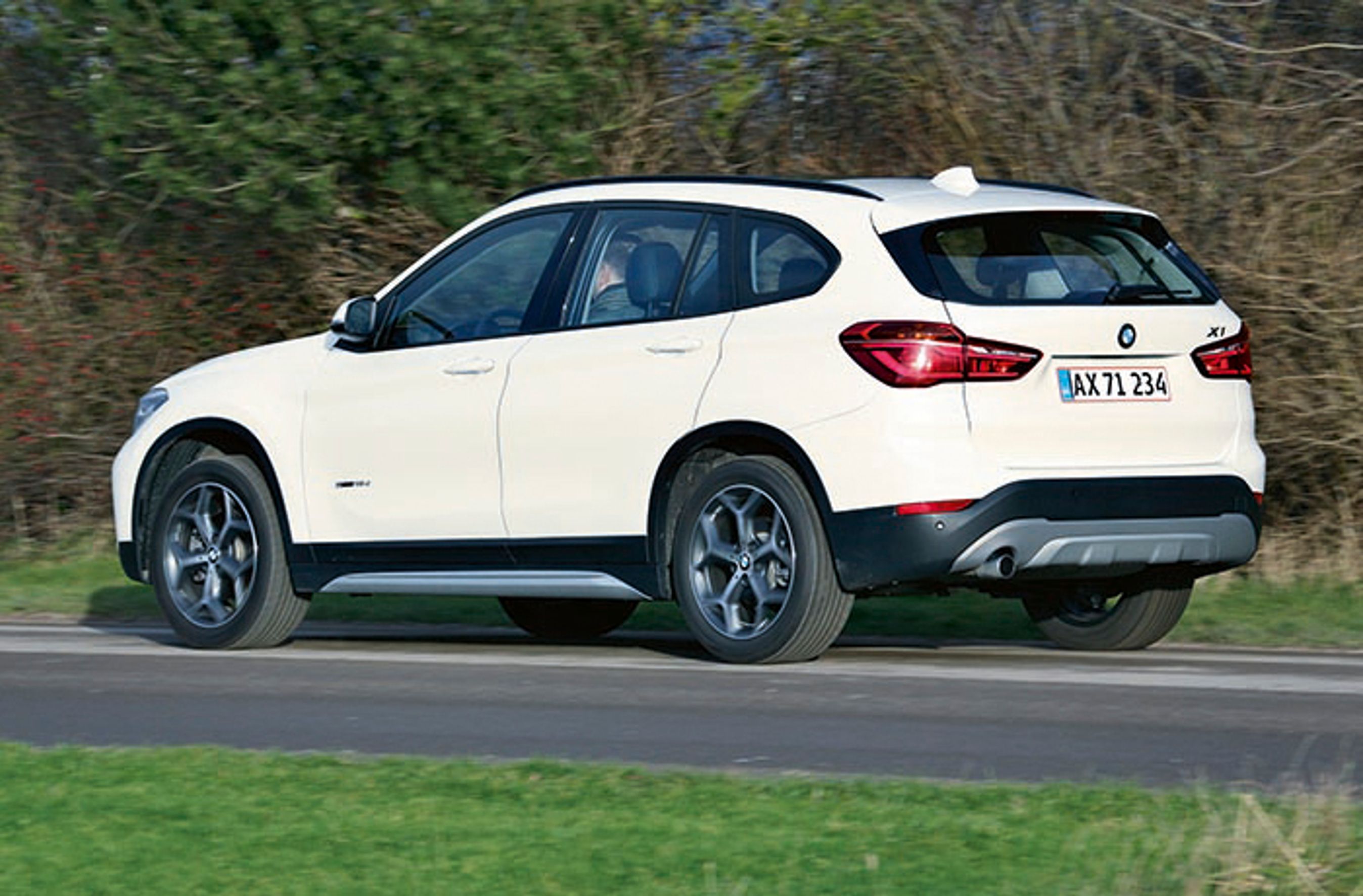 BMW X1 bagfra