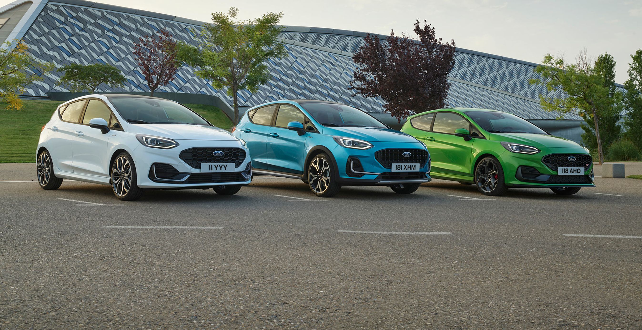 Ford Fiesta i de tre udstyrslinjer.