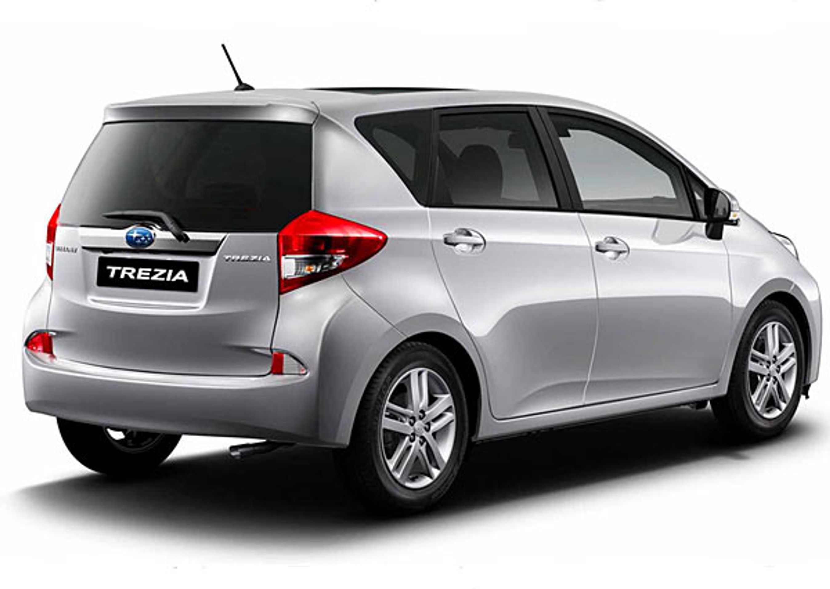 Subaru Trezia er enægget tvilling med Toyota Verso-S. Toyotaen kommer snart til Danmark; Subaruen gør ikke.