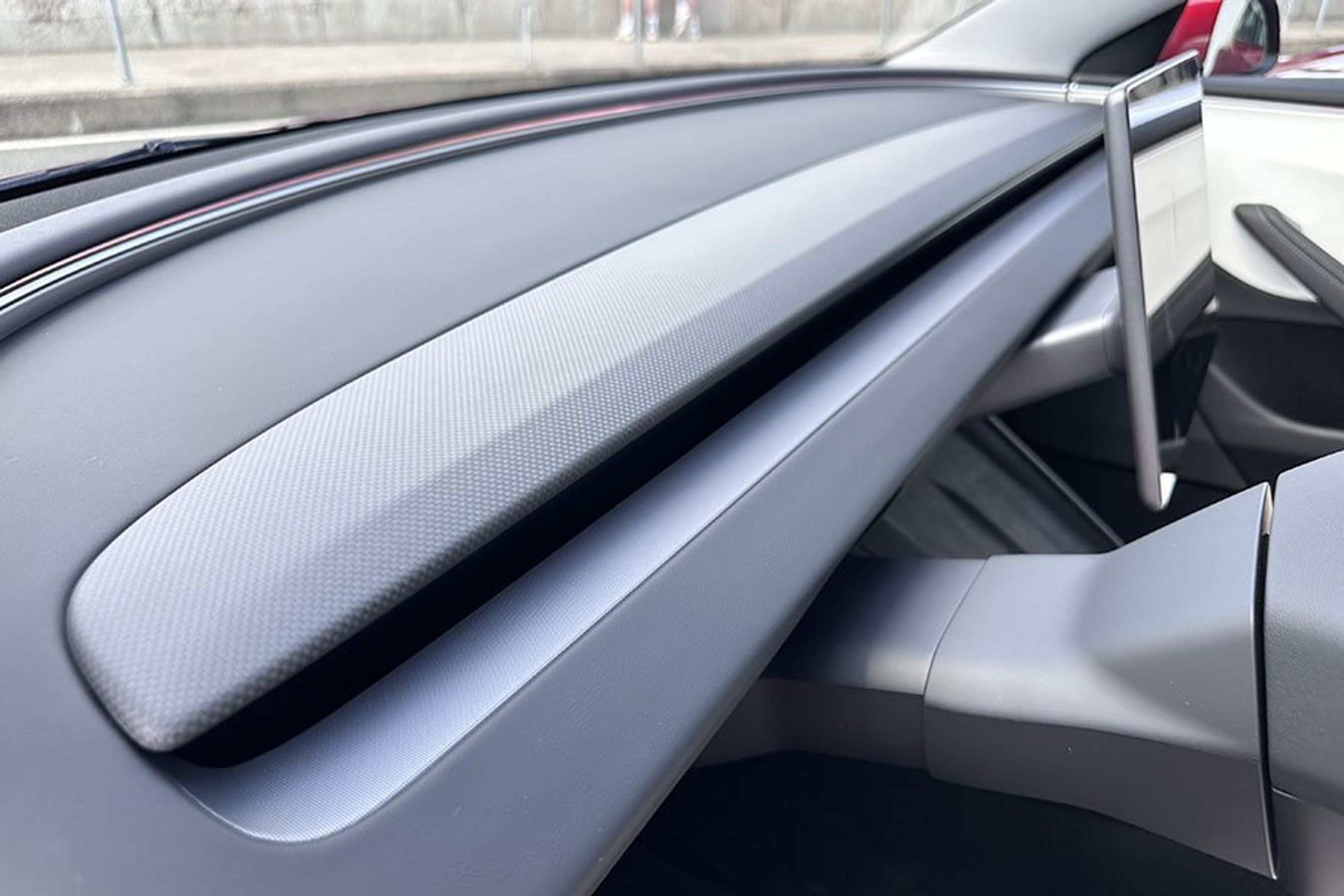 Panel på instrumentbordet i en Tesla Model 3 Performance