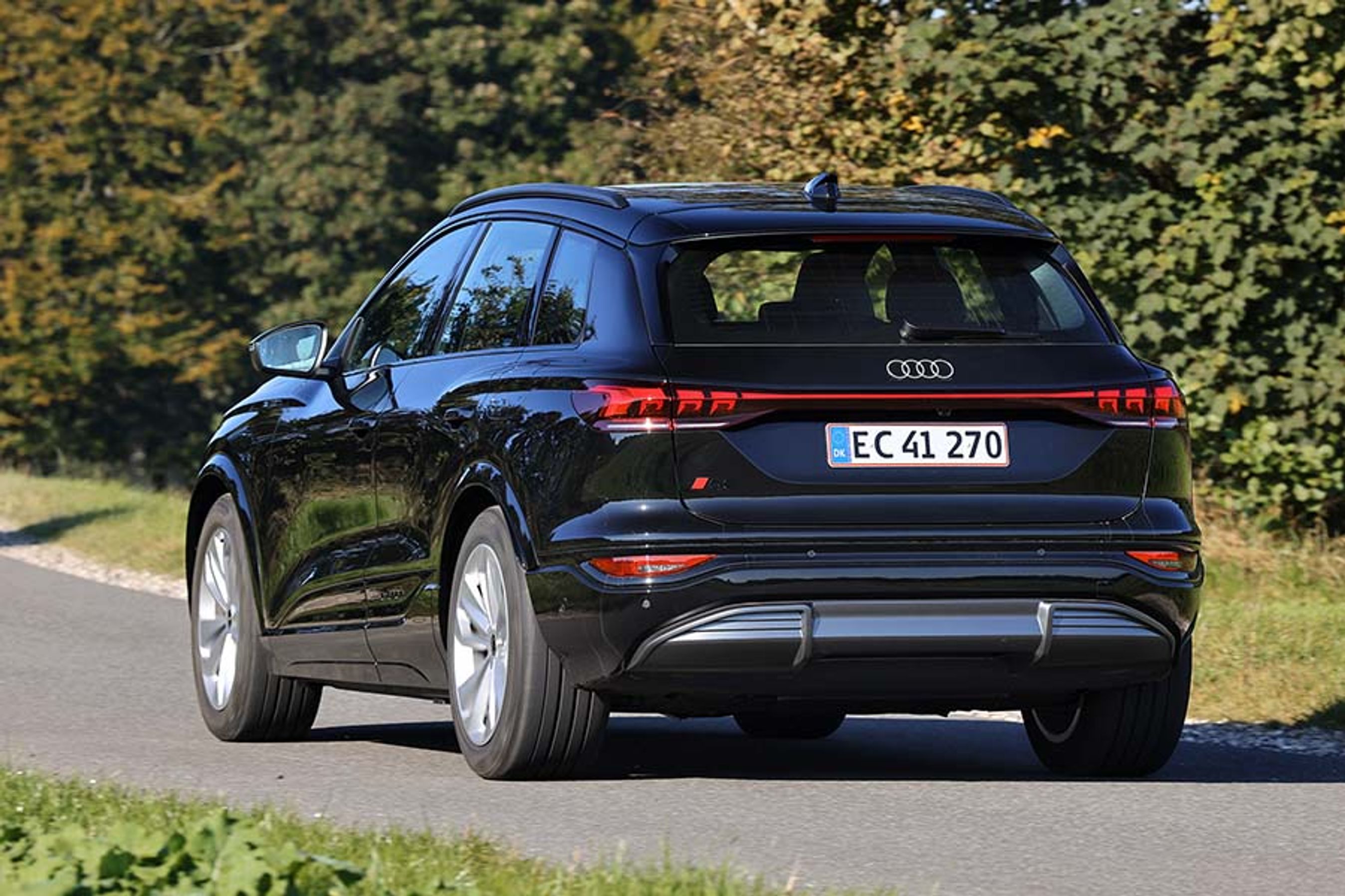 Audi Q6 e-tron set bagfra