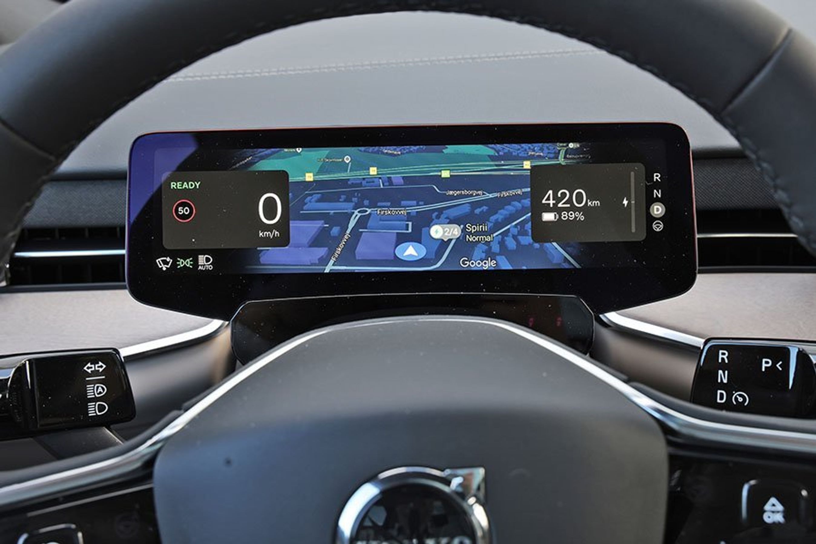 Instrumentskærm i en Volvo EX90