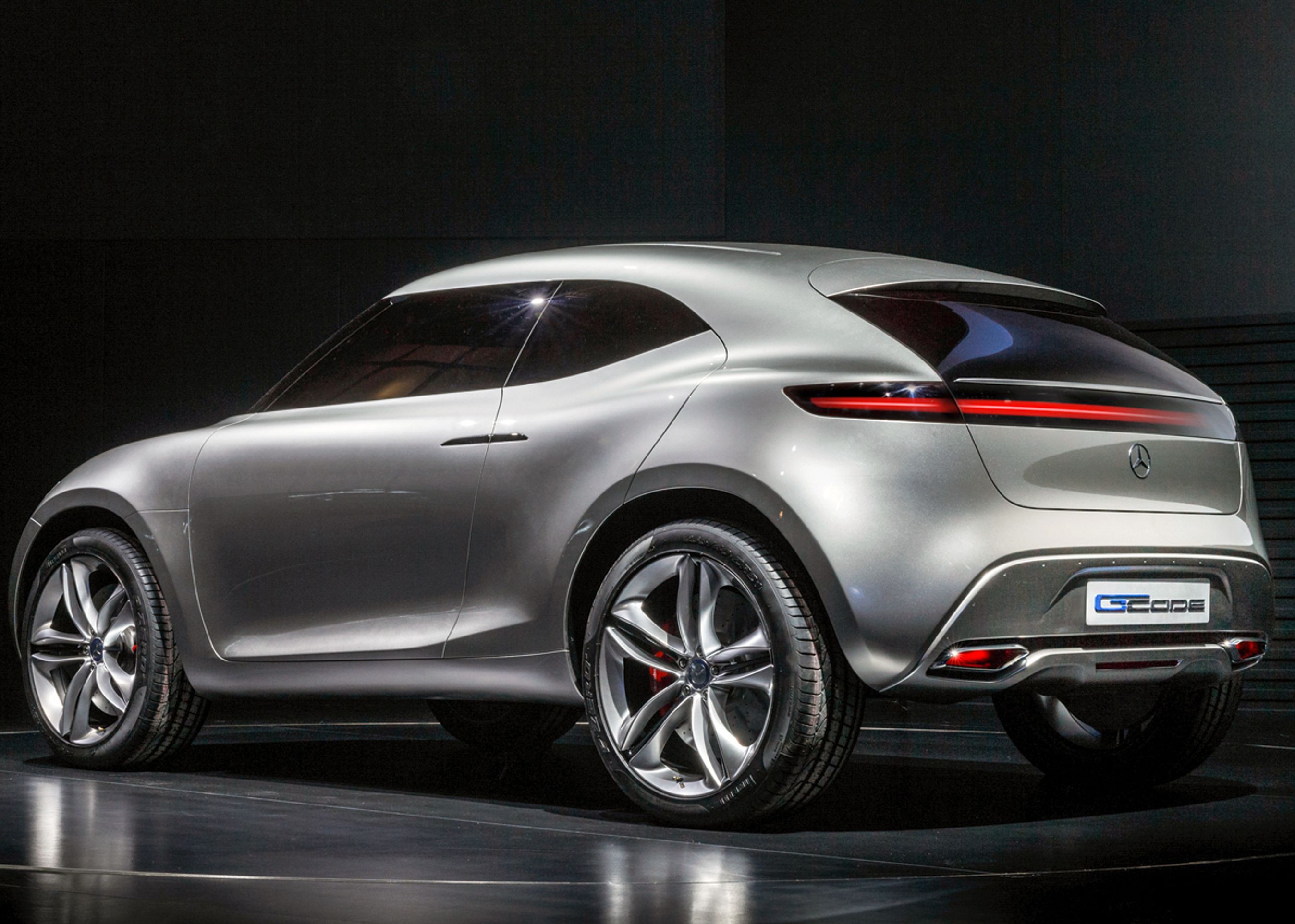 G-Code har især bagtil en usædvanlig designstil for en Mercedes-Benz. 