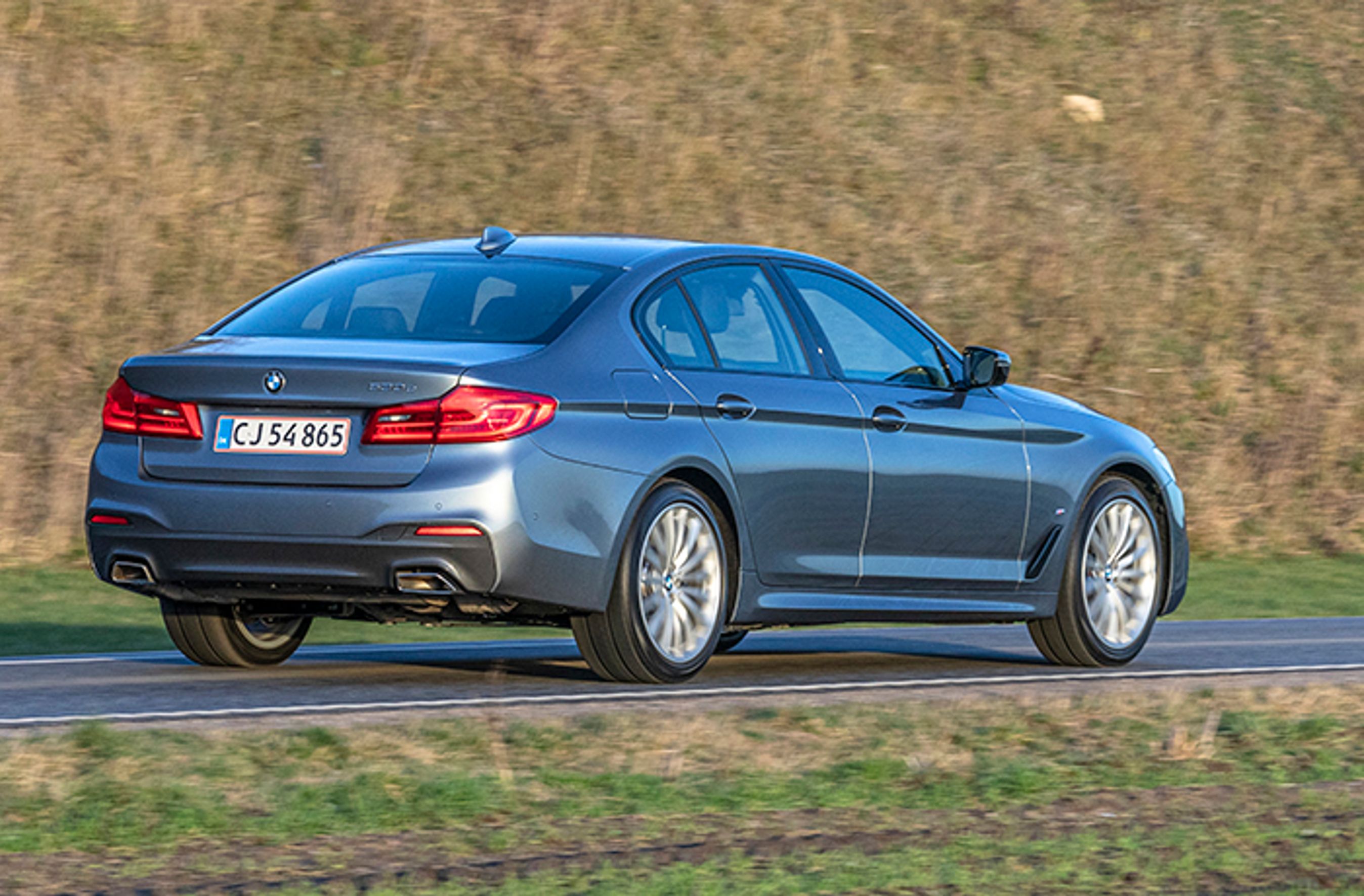 BMW 5-serie plugin-hybrid set bagfra