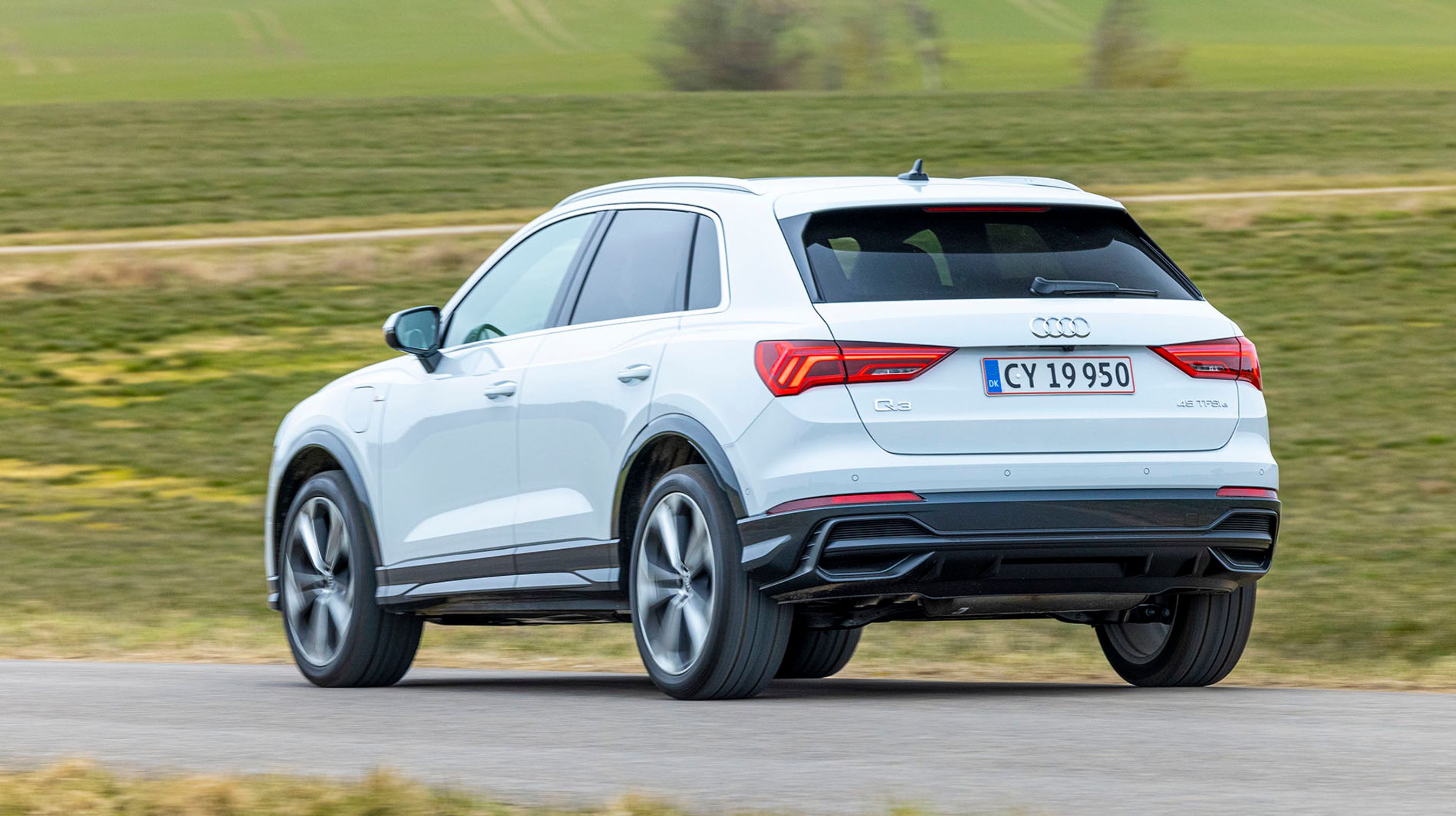 Audi Q3 fås som plugin hybrid til priser fra 380.000 kroner