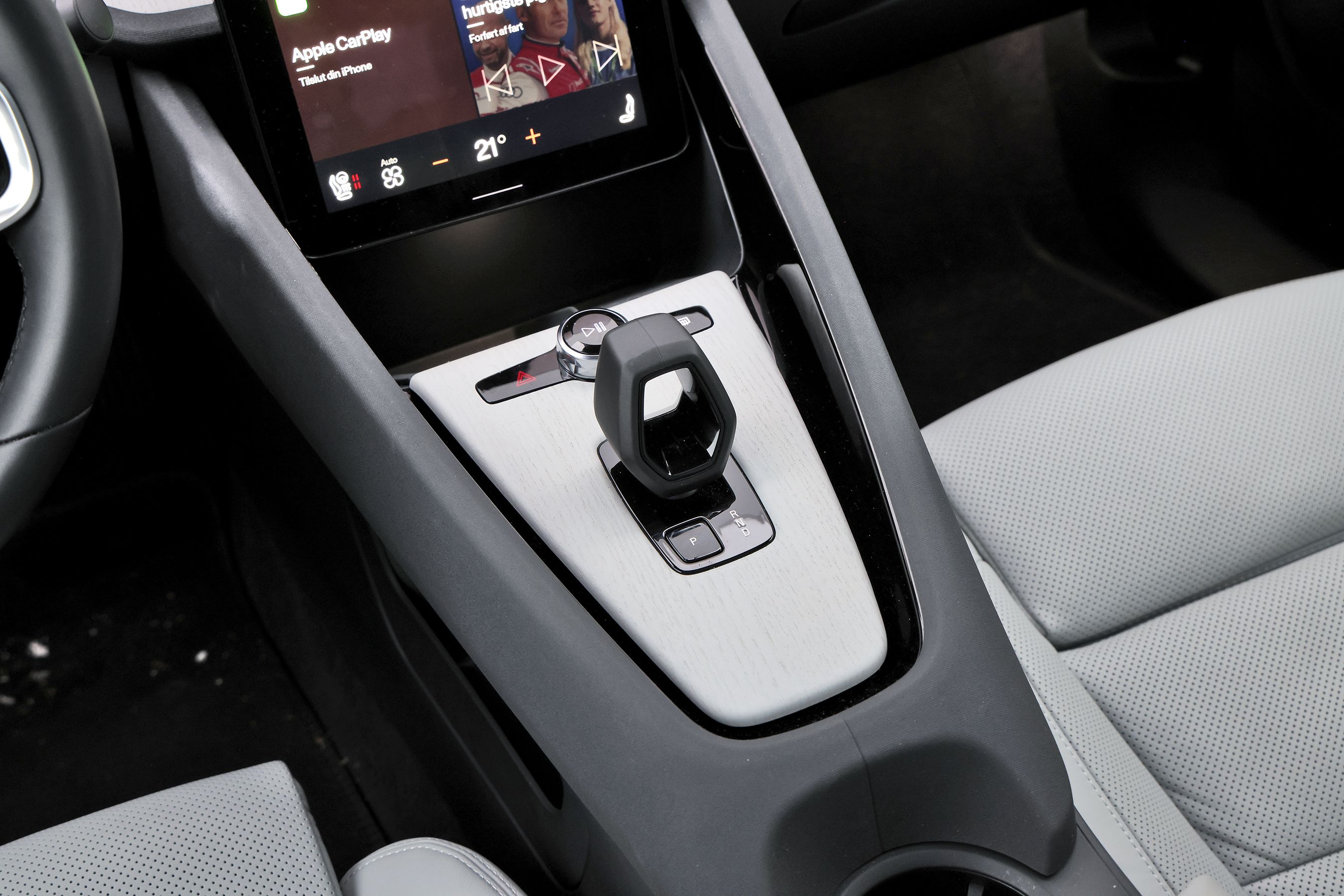 Gearvælger i en Polestar 2