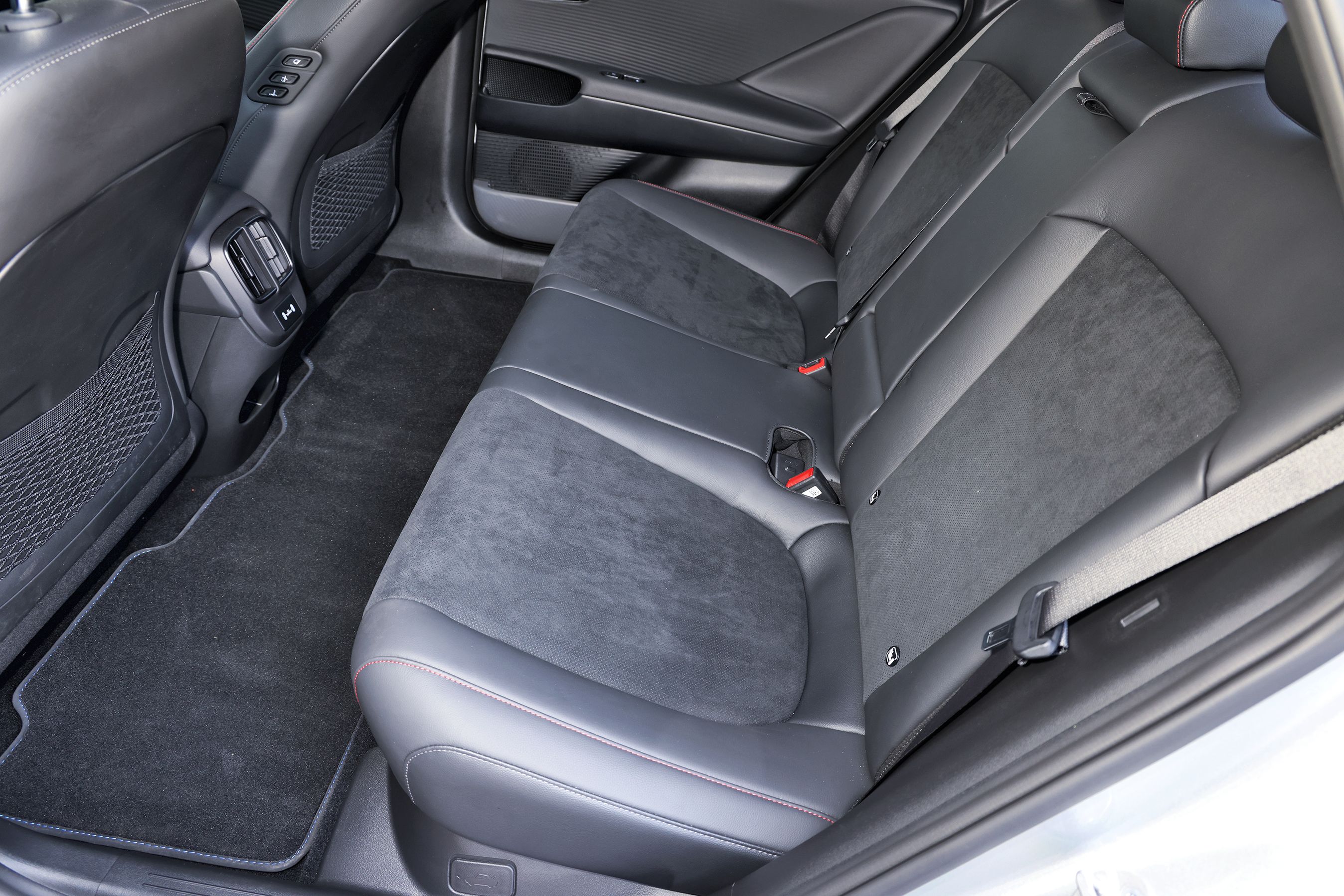 Bagsædepladser i en Hyundai Ioniq 6