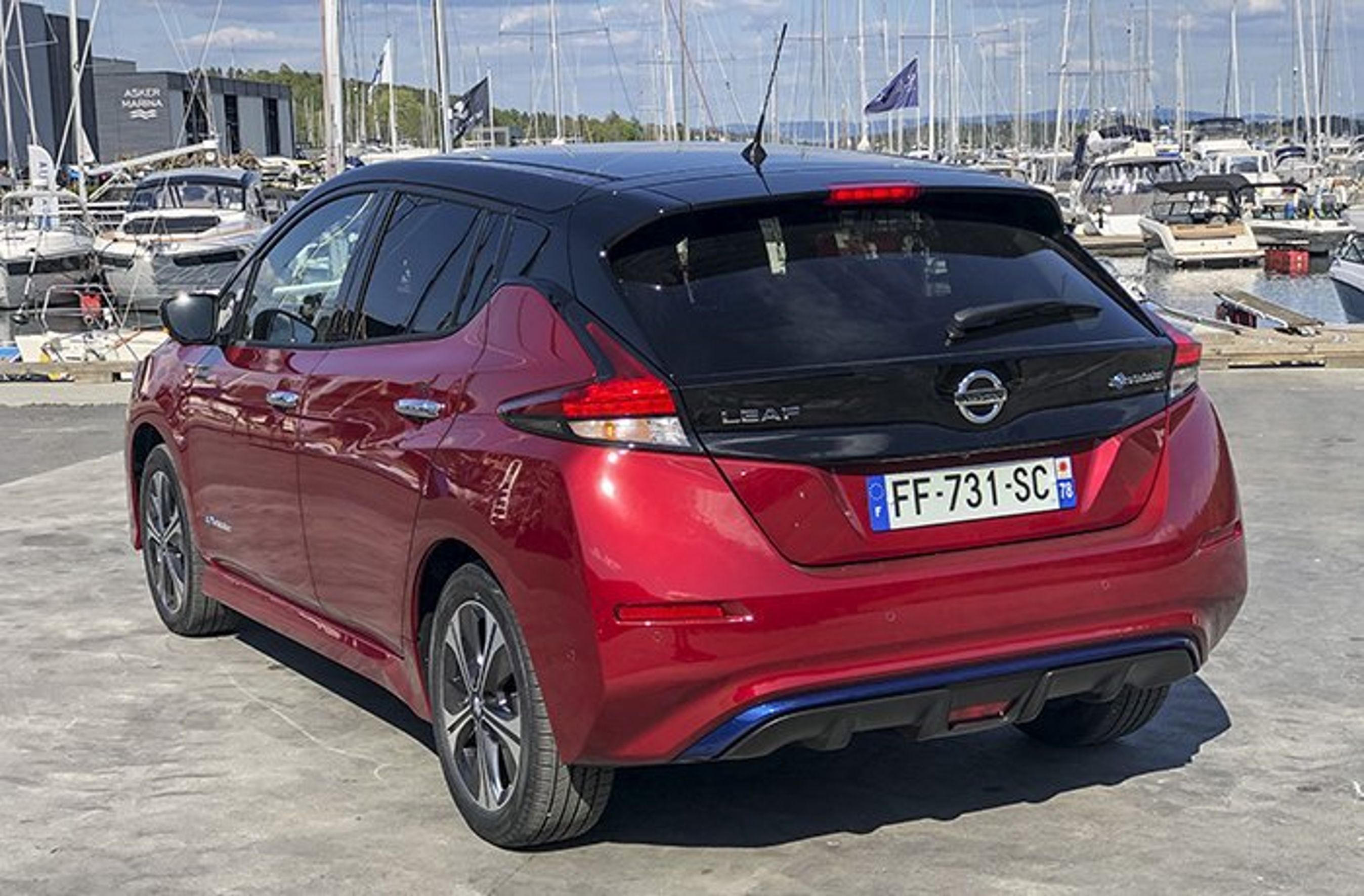 Nissan Leaf set bagfra