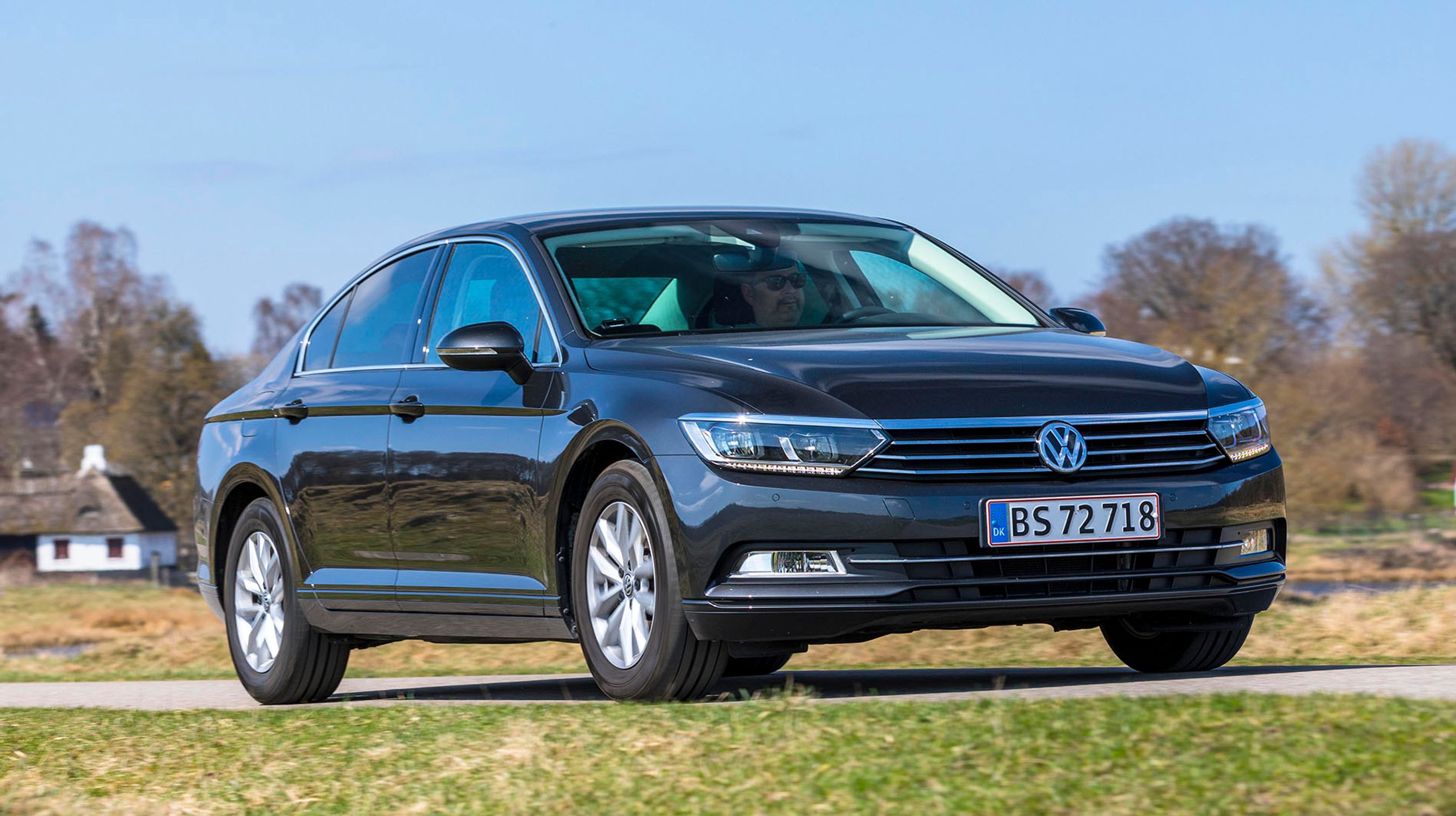 VW Passat forfra