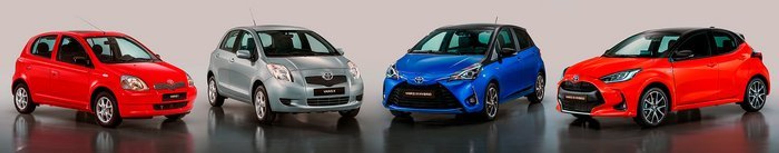 Fjerde generation af Toyota Yaris dukker op til næste år med ny hybridteknik og et niveau af sikkerhedsudstyr der sætter rekord i klassen. Første generation (tv) kom i 1999.