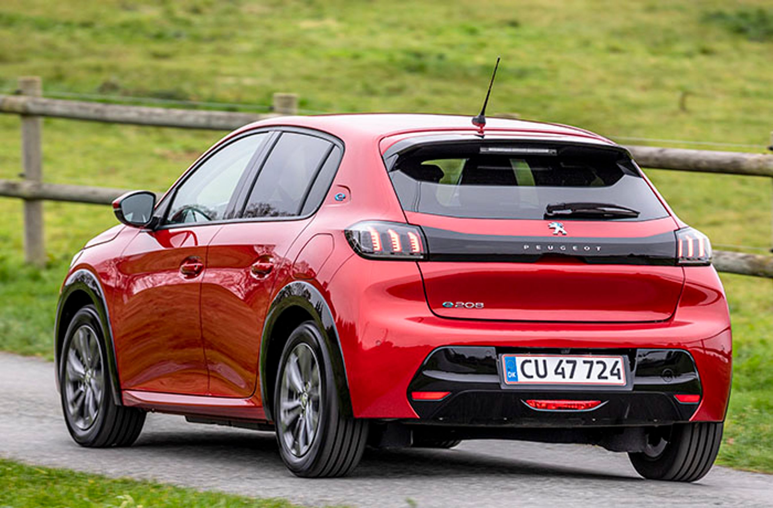 Peugeot e-208 set bagfra