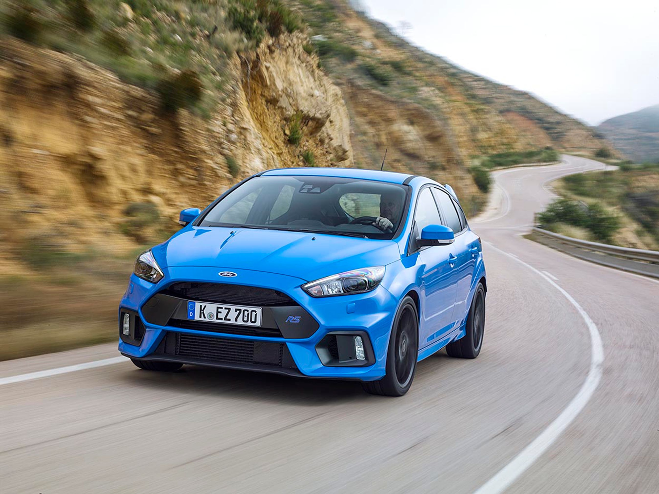 Trådnettet i kølergitteret har et andet design end i Focus ST, hvor kun 56 procent af luften kom igennem. I Focus RS er gennemstrømningen helt oppe på 85 procent.